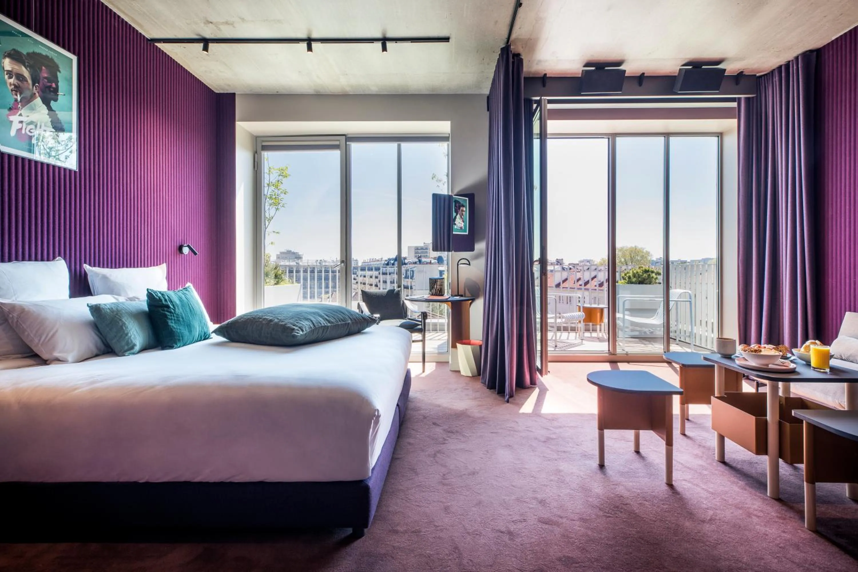 Balcony/Terrace, Bed in Hotel Paradiso