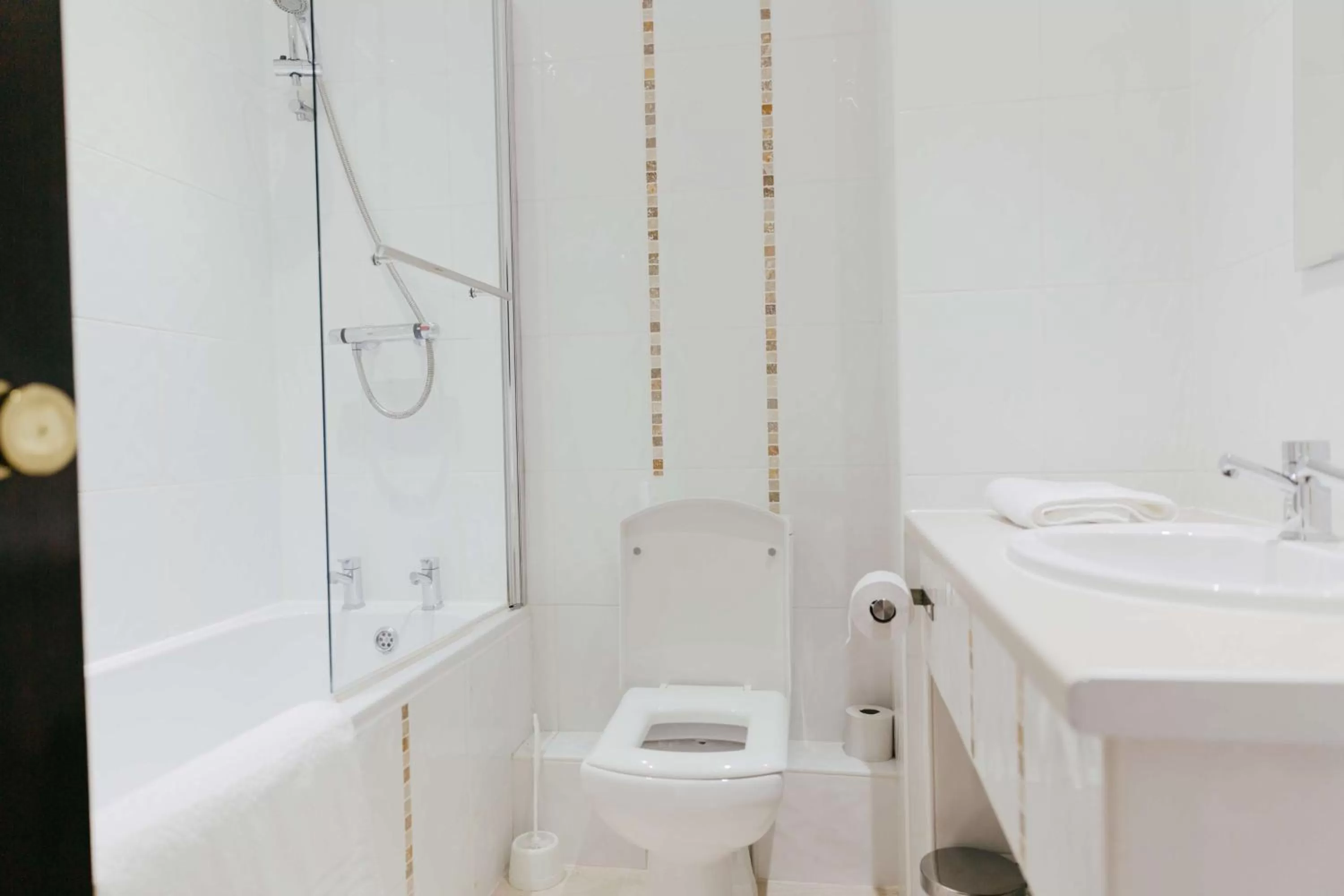 Photo of the whole room in Best Western Bradford Guide Post Hotel