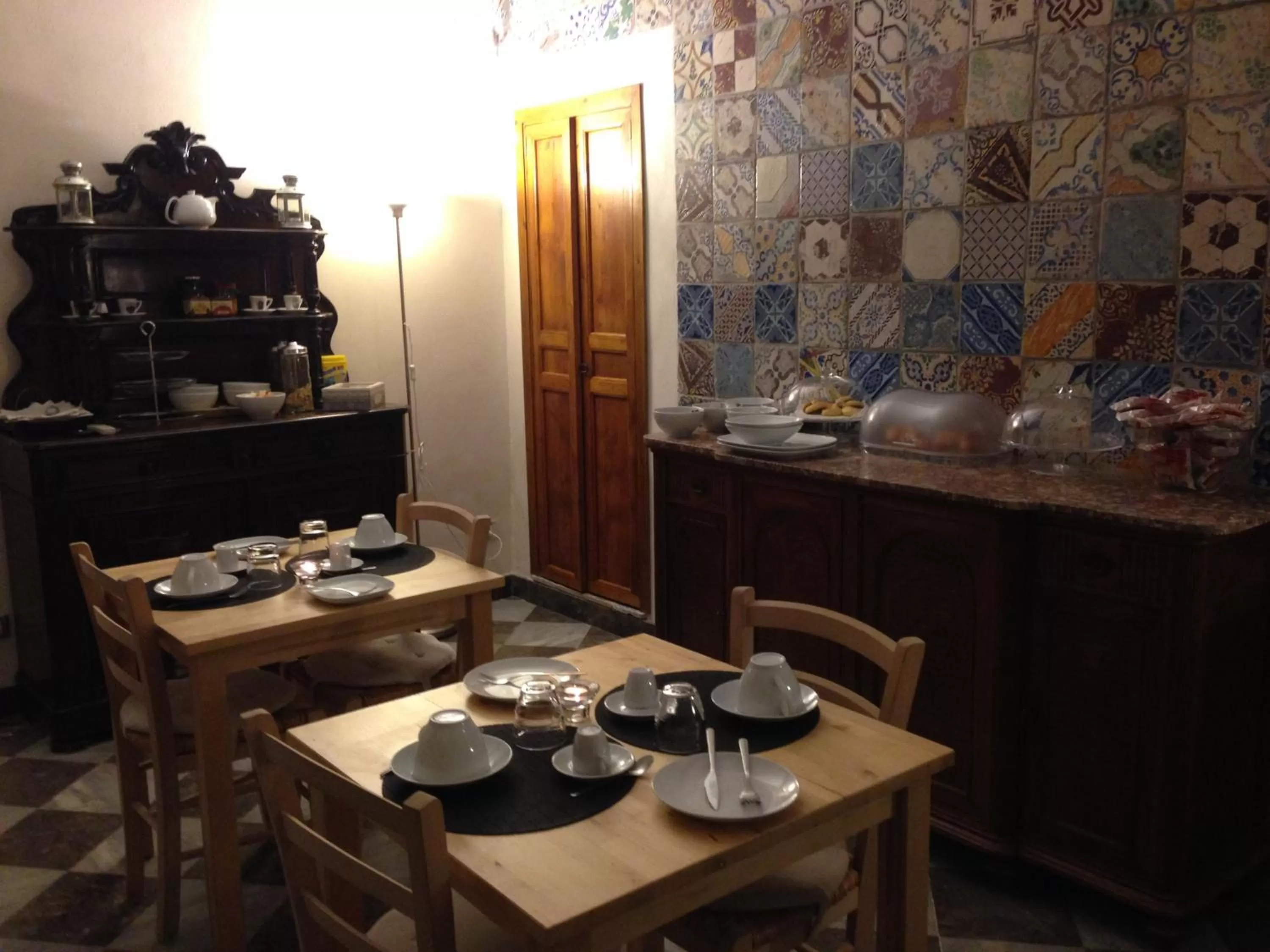 Decorative detail in Federico Secondo B&B