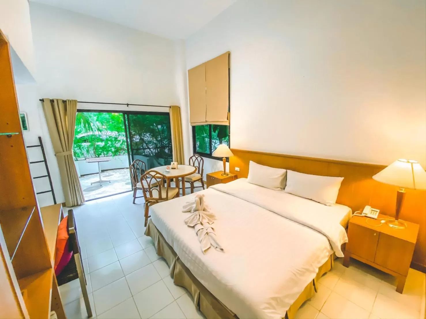 Bedroom, Bed in Nern Chalet Beachfront Hotel