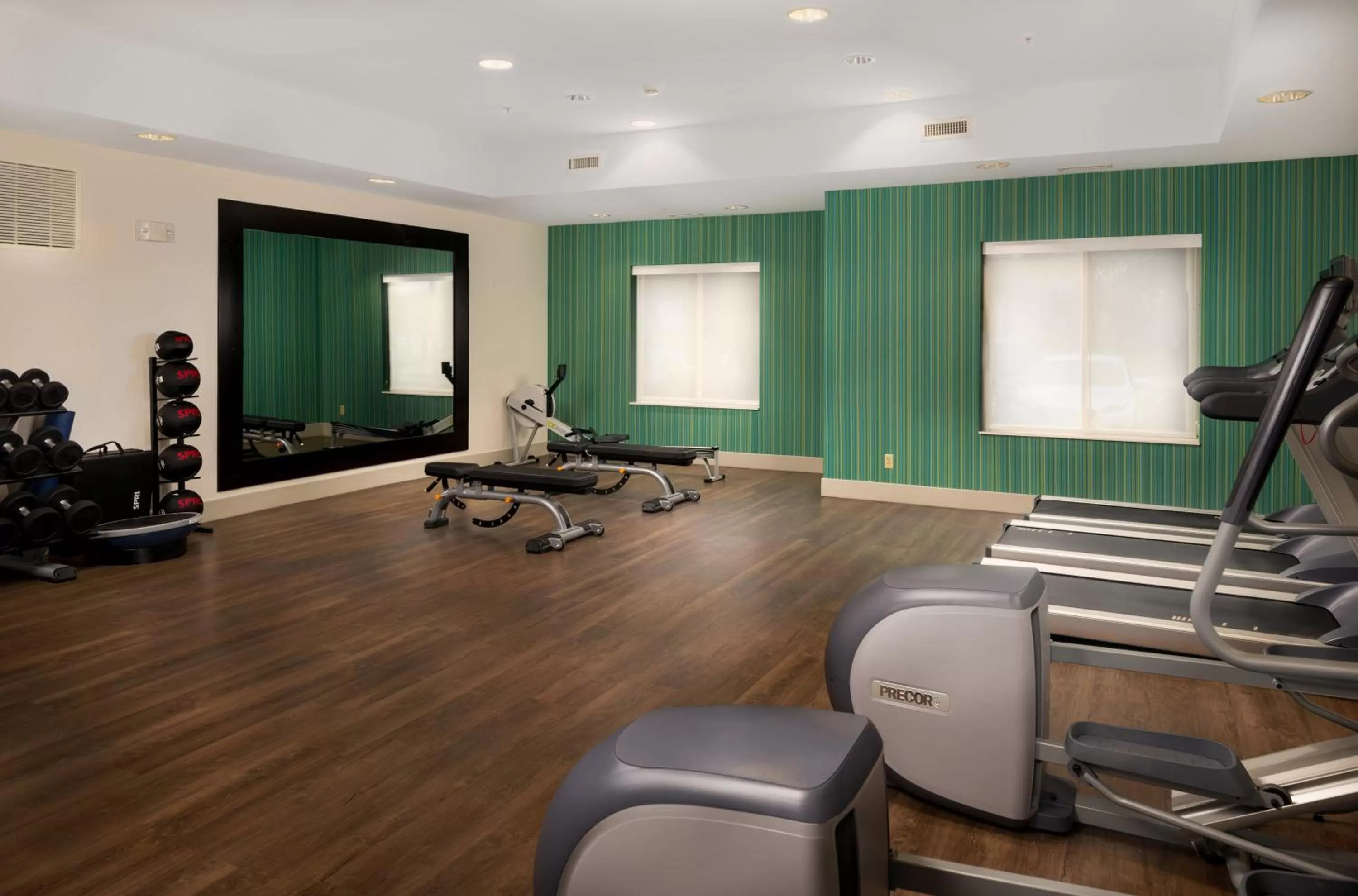 Fitness centre/facilities in Holiday Inn Express Independence - Kansas City by IHG