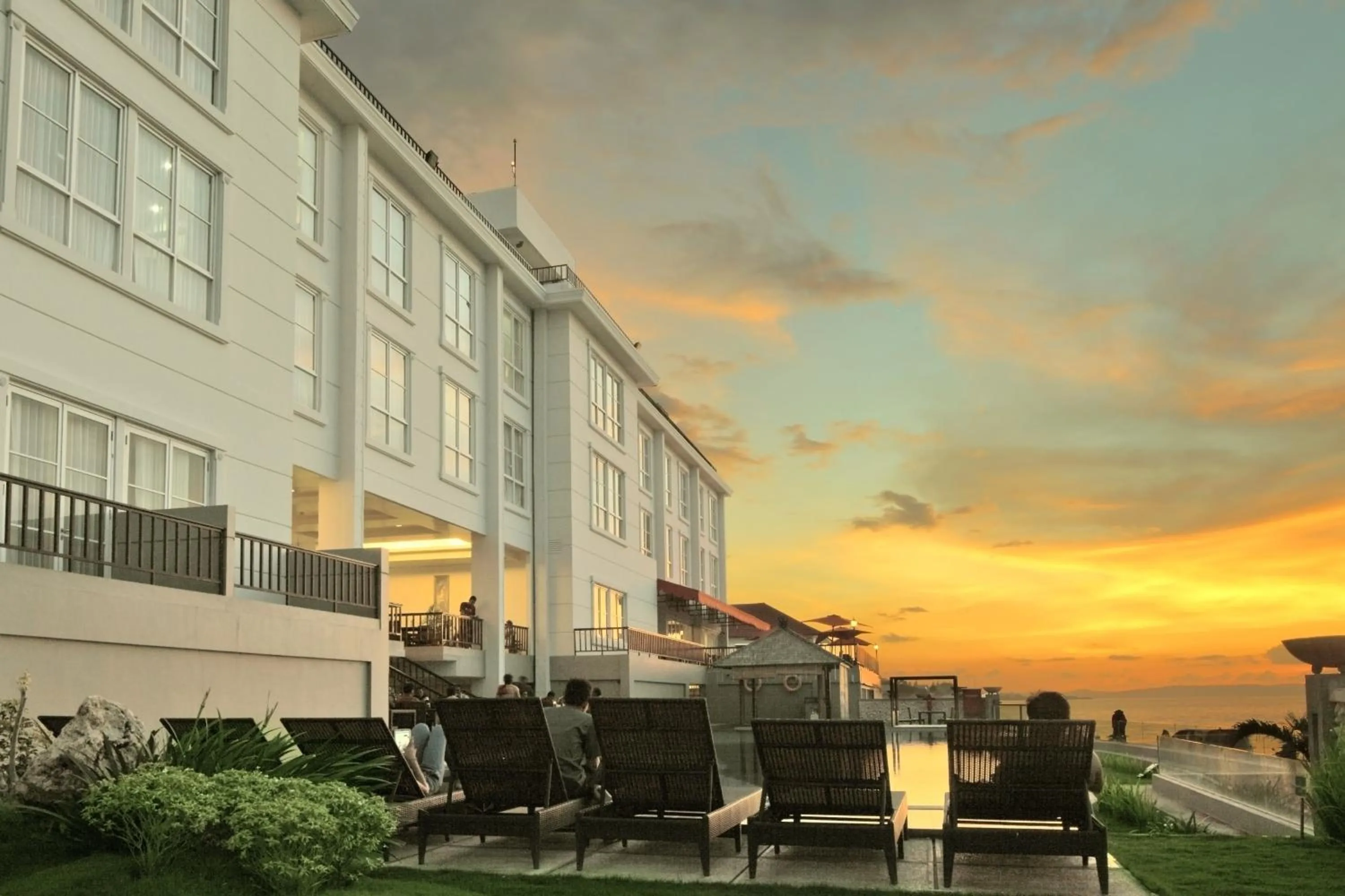 Swimming pool in Hotel on The Rock