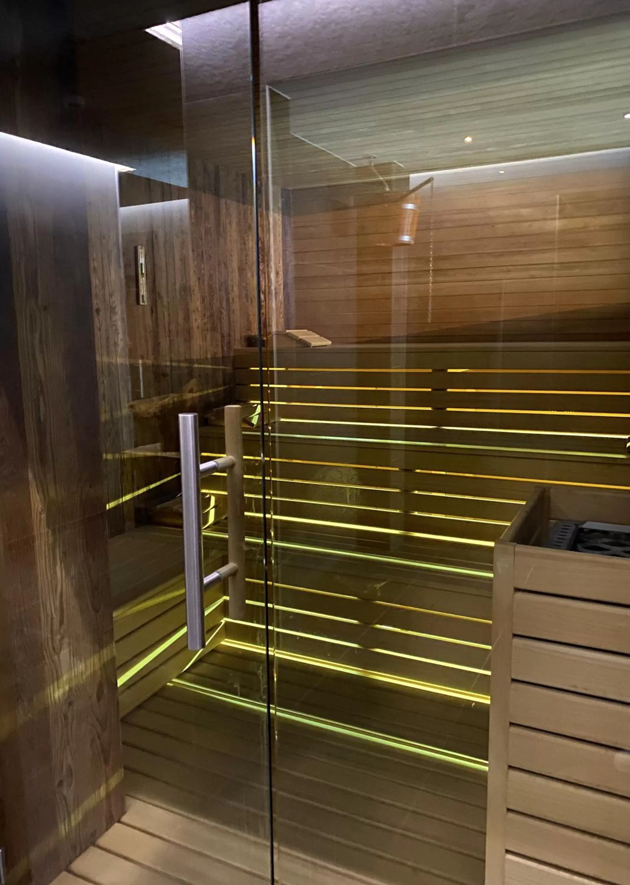 Sauna, Bathroom in Hôtel WELLNESS EAU DE ROCHE Durbuy