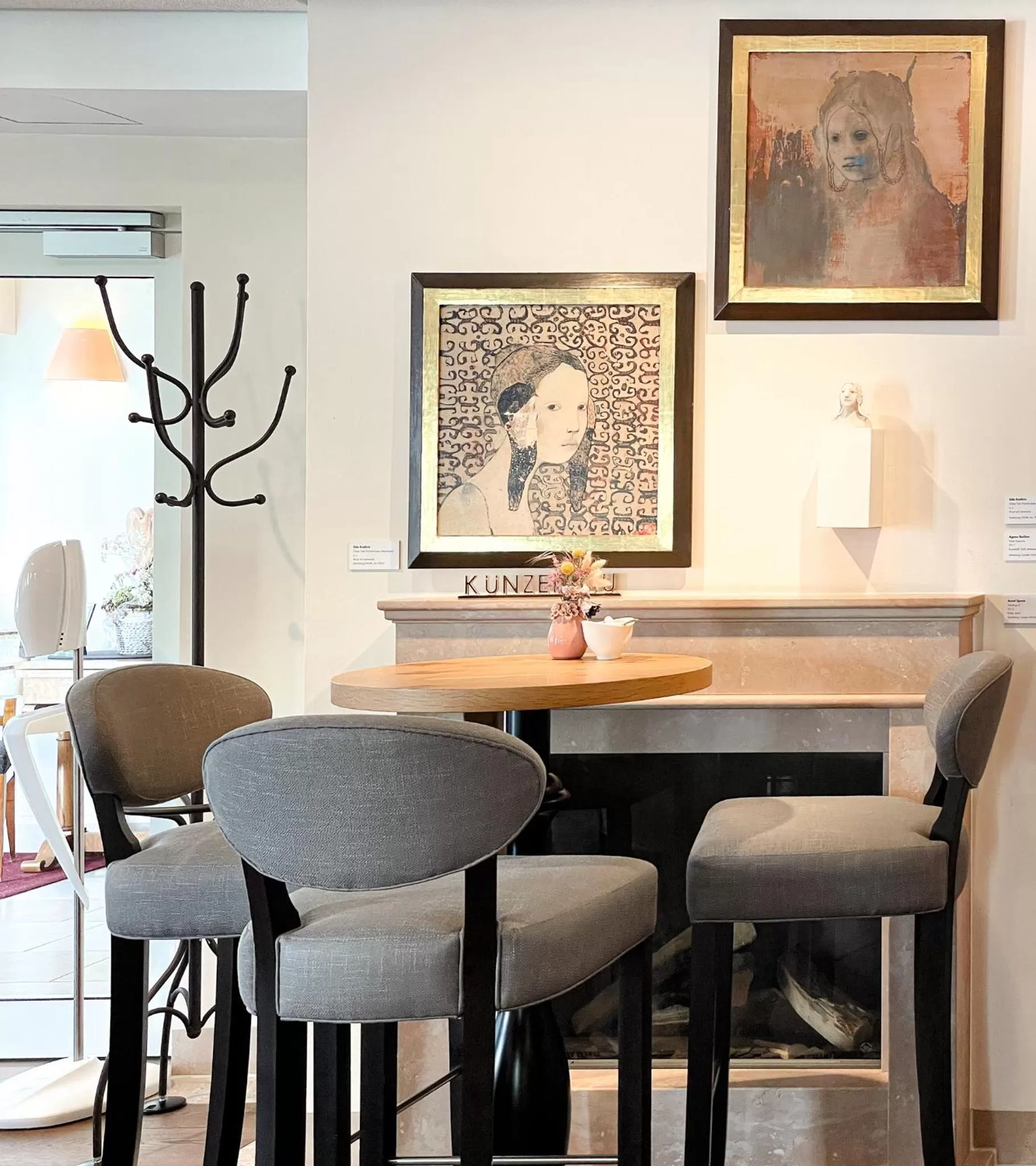 Restaurant/places to eat in Hotel-Restaurant Anne-Sophie