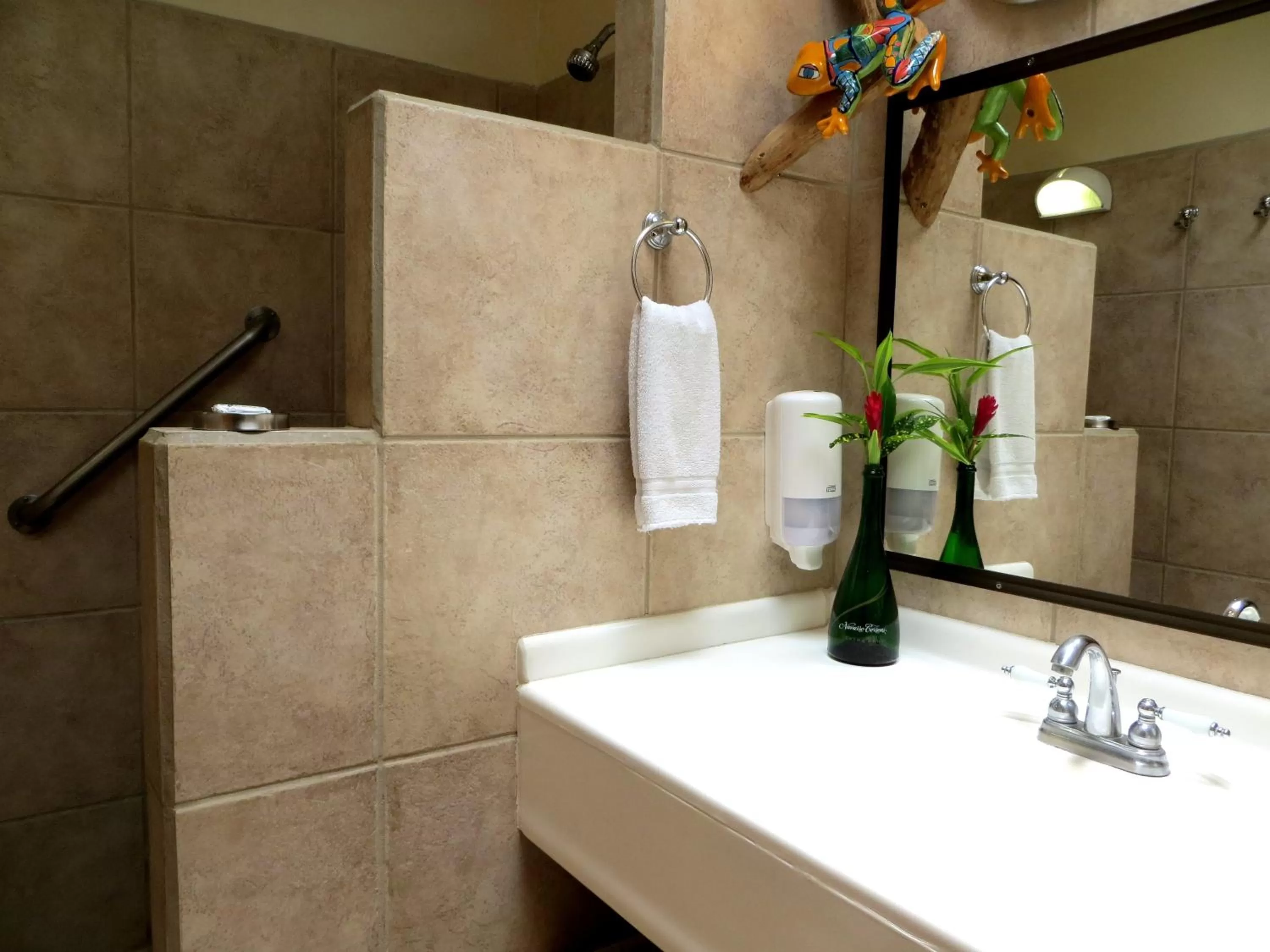 Bathroom in Pura Vida Hotel