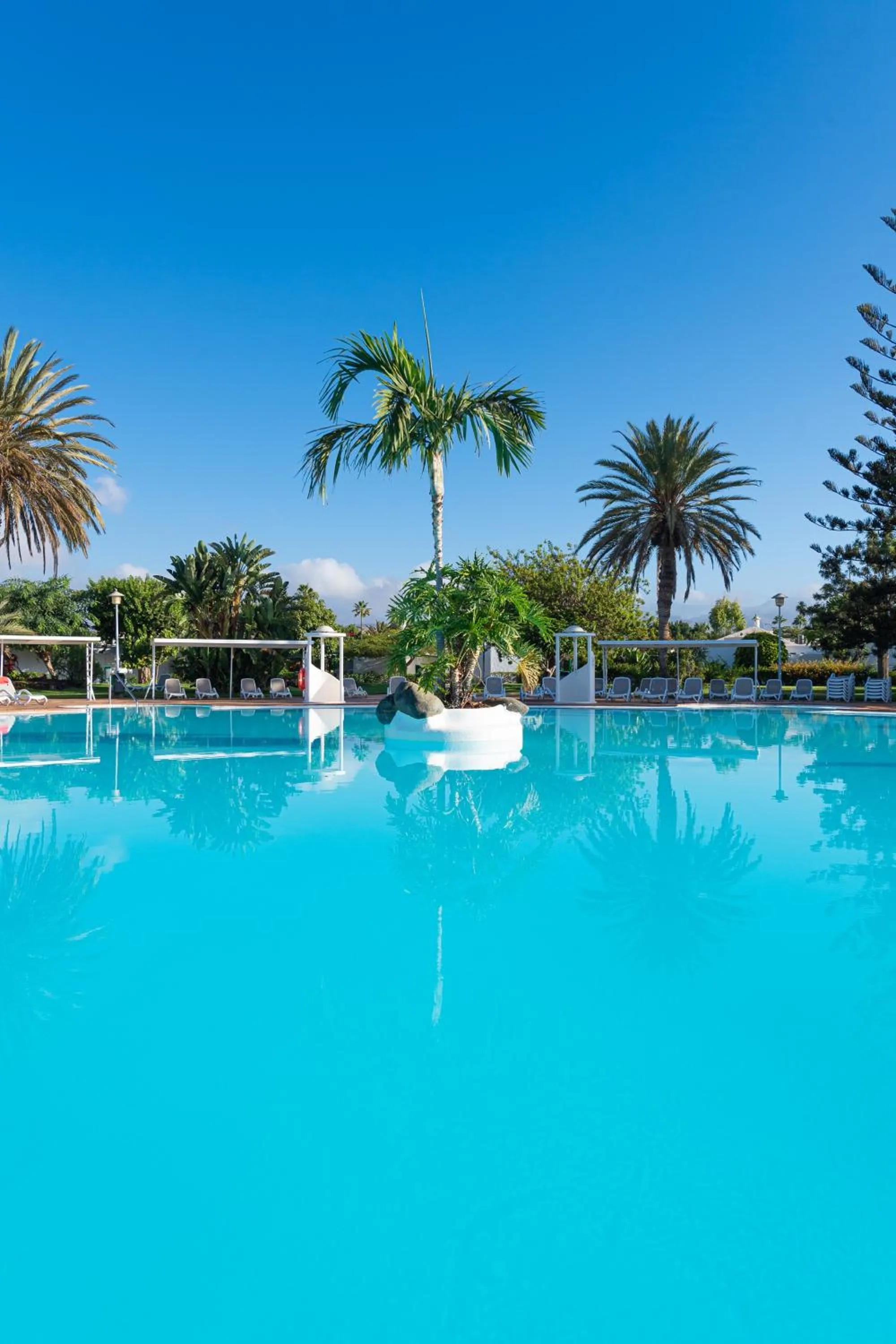 Swimming pool in Bungalows Cordial Sandy Golf