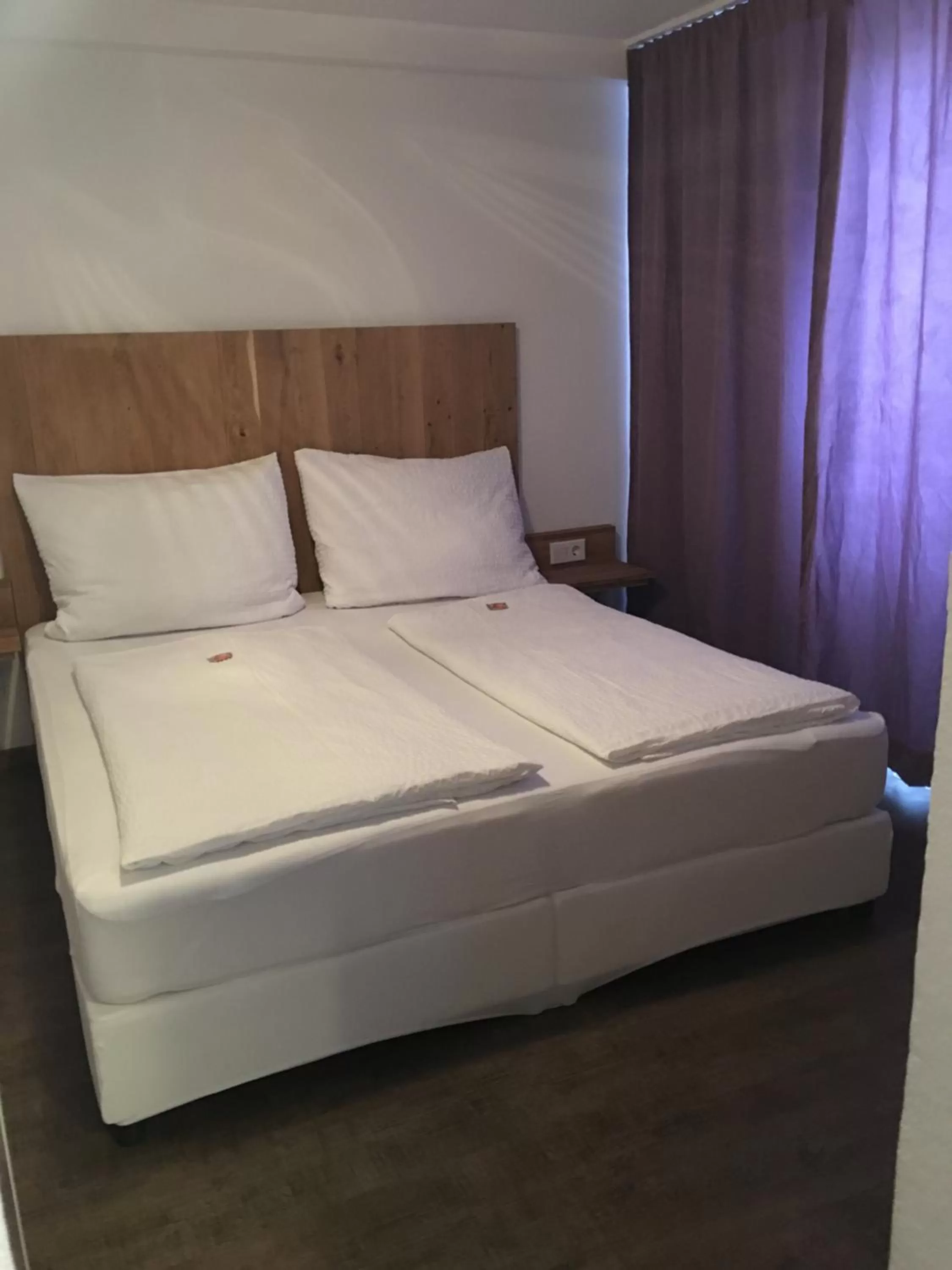 Bed in Hotel am Bahnhof