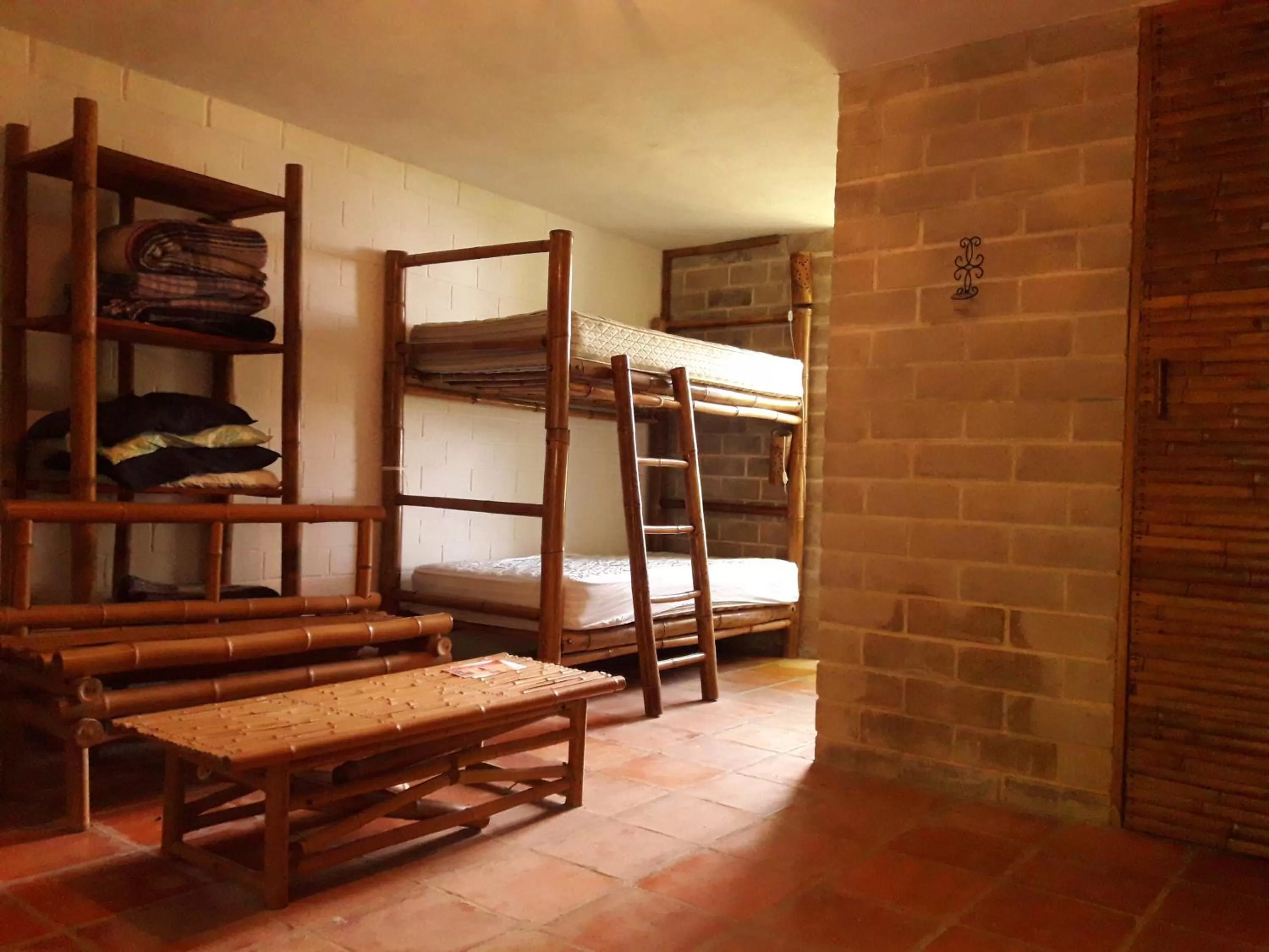 bunk bed, Bed in Hospedaje Totalmanik