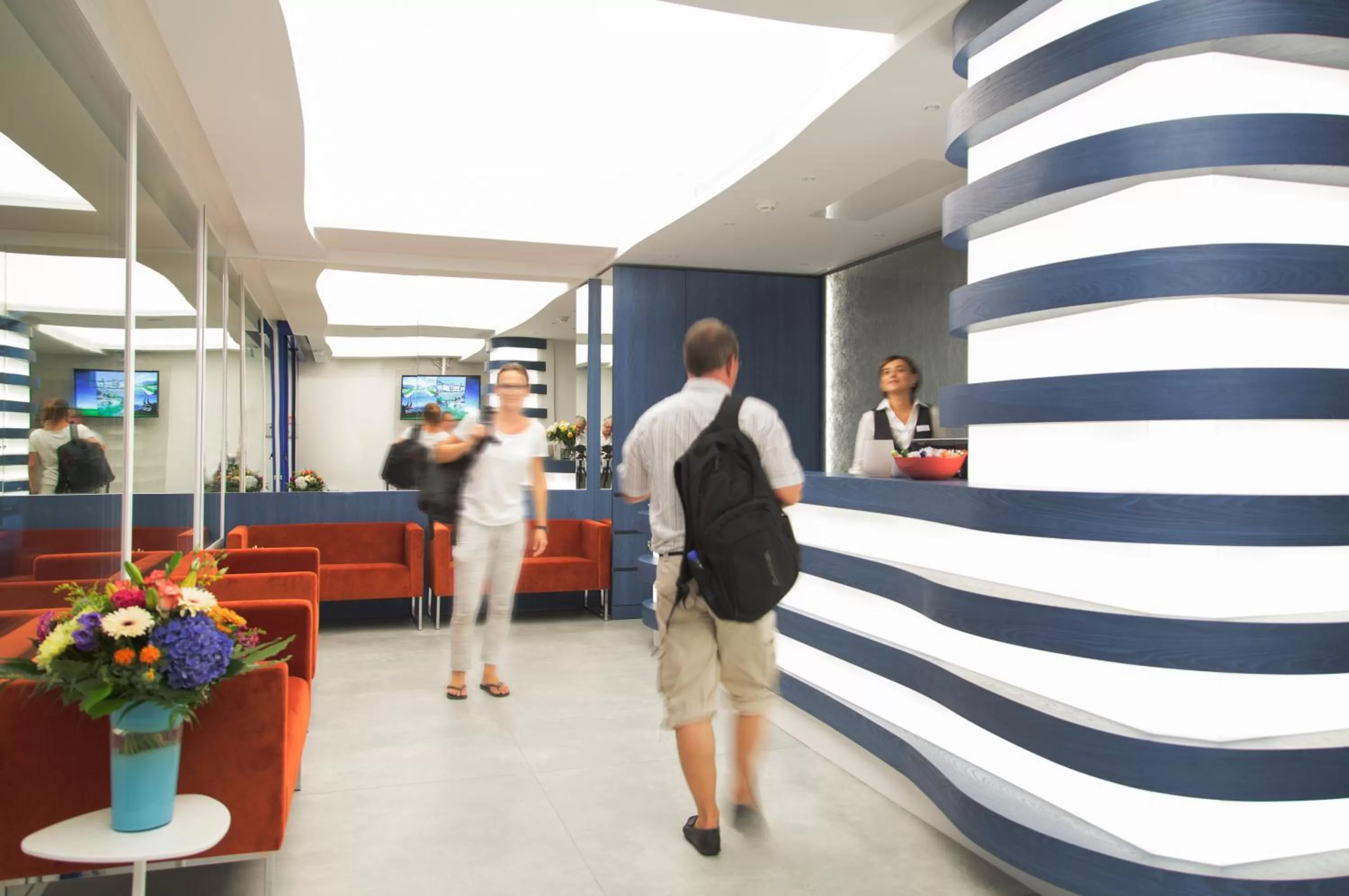 Lobby or reception in Hotel City Locarno