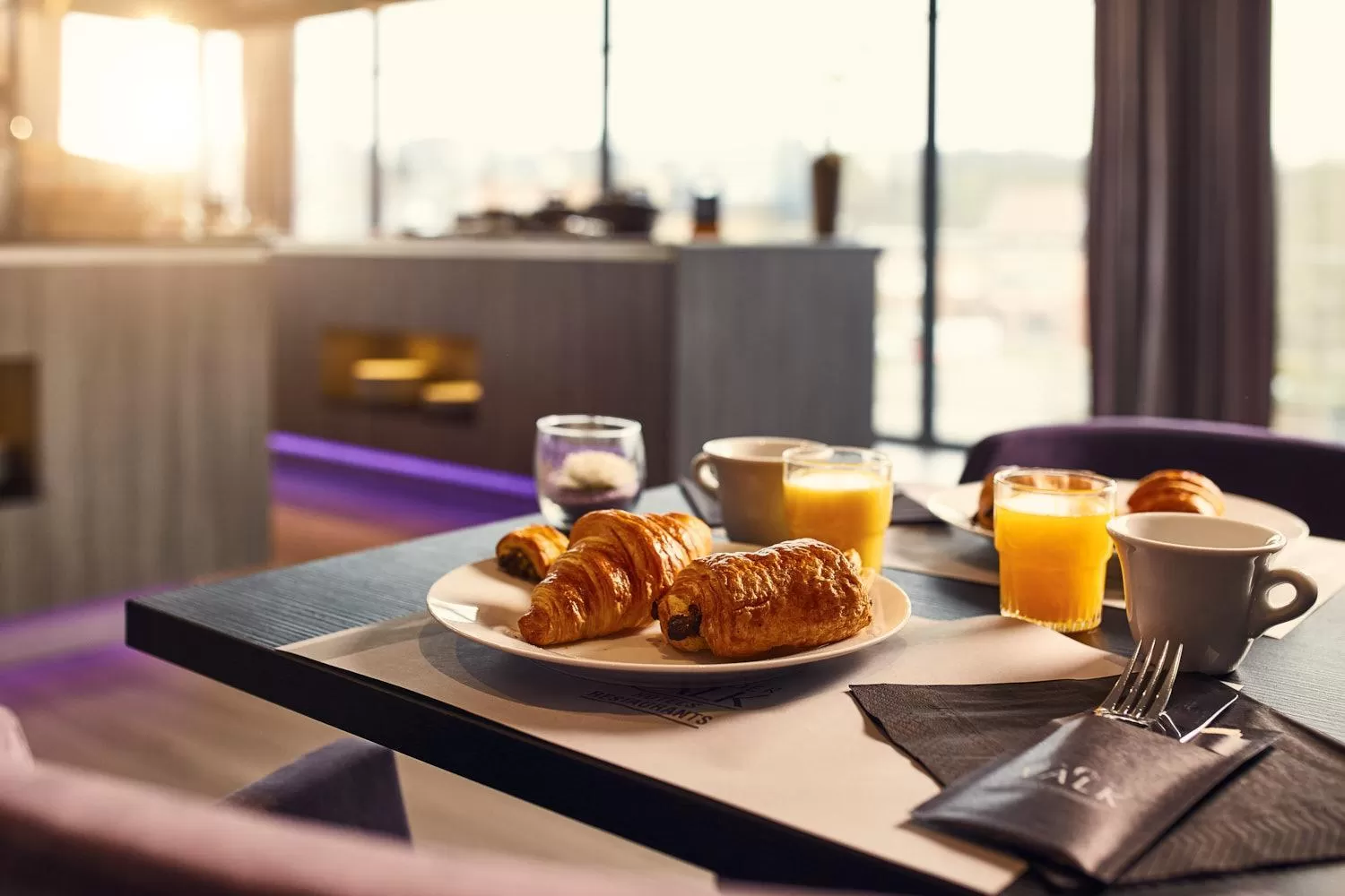 Food and drinks in Hotel Charleroi Airport - Van Der Valk