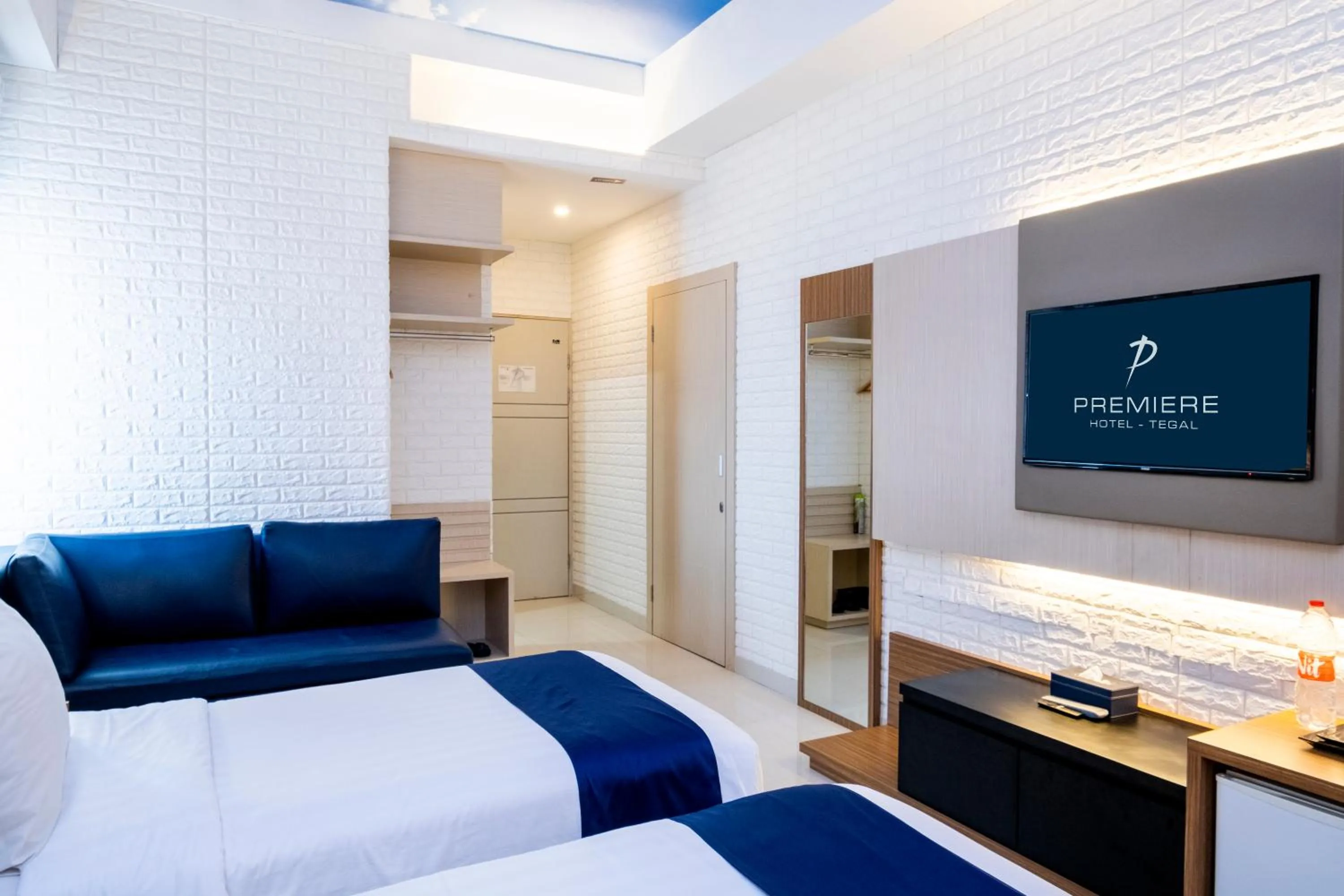 Bed in Premiere Hotel Tegal