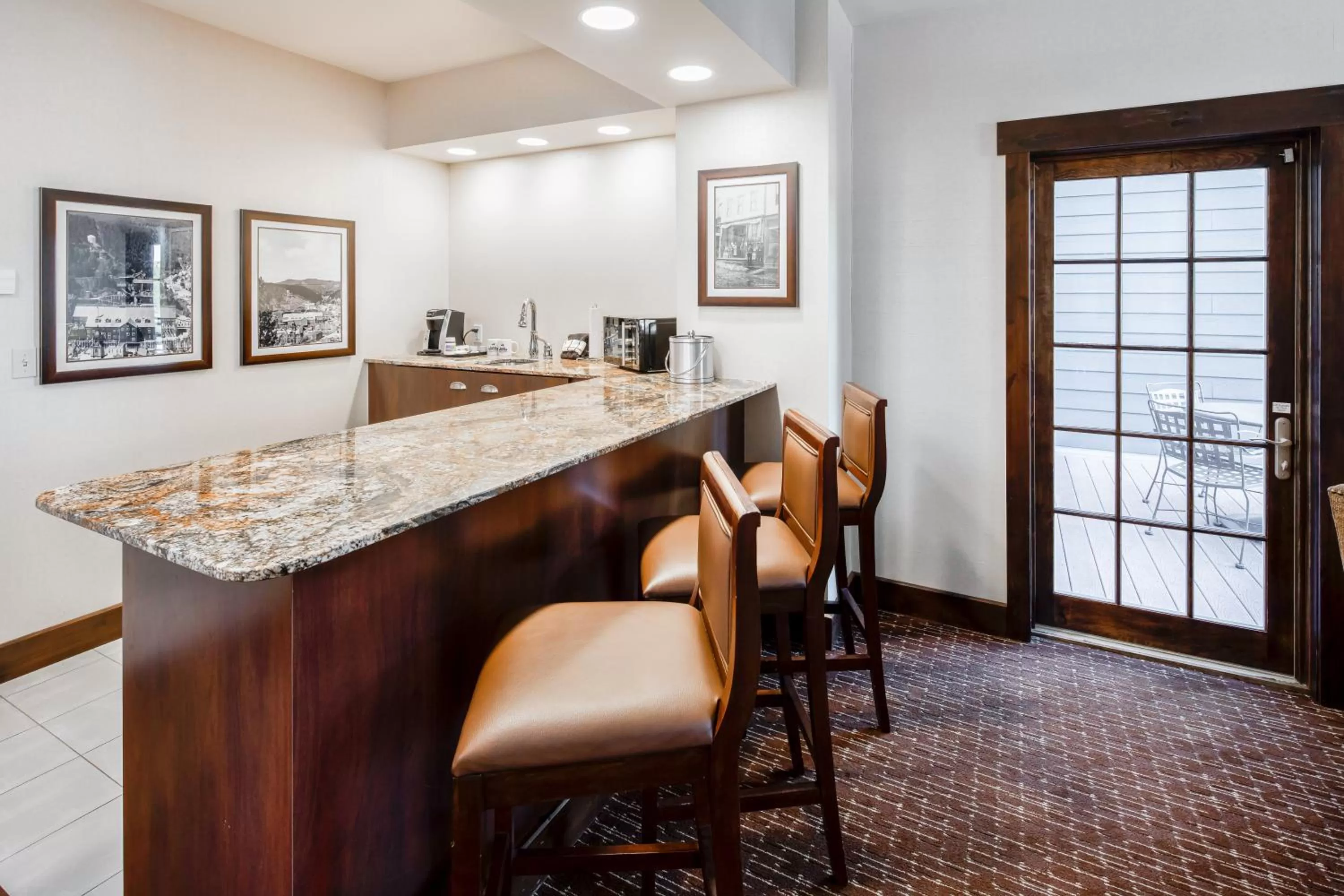 Photo of the whole room in Holiday Inn Resort Deadwood Mountain Grand by IHG