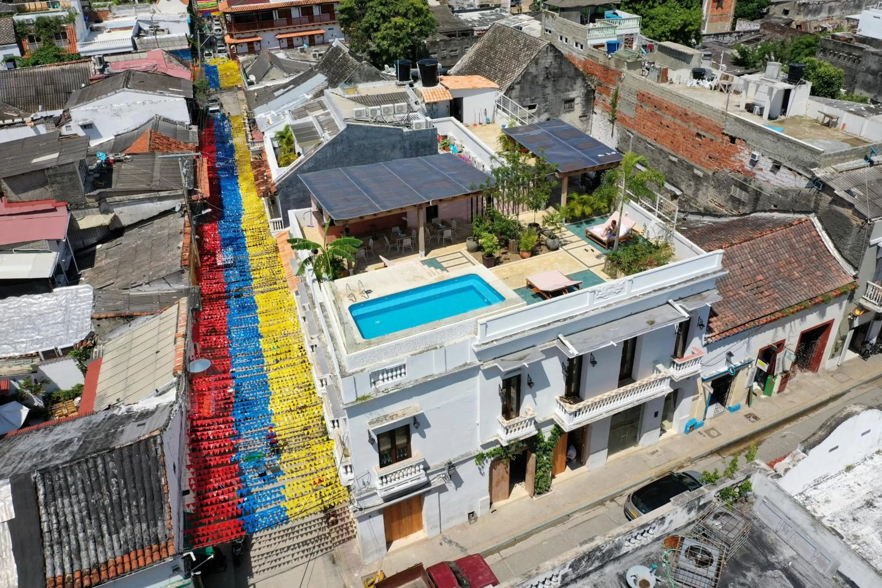 Property building in Soy Local Insignia