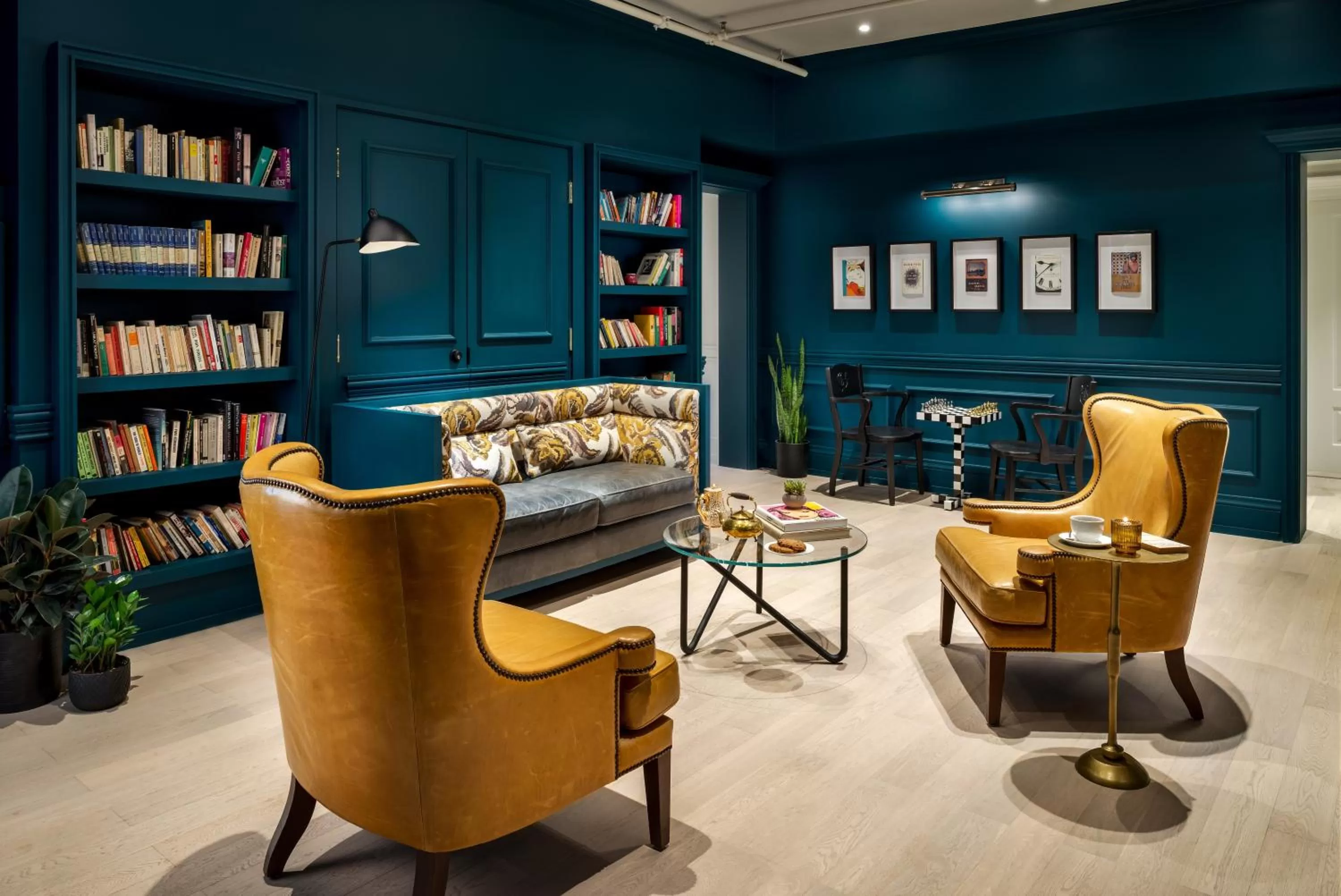 Library in Gladstone House