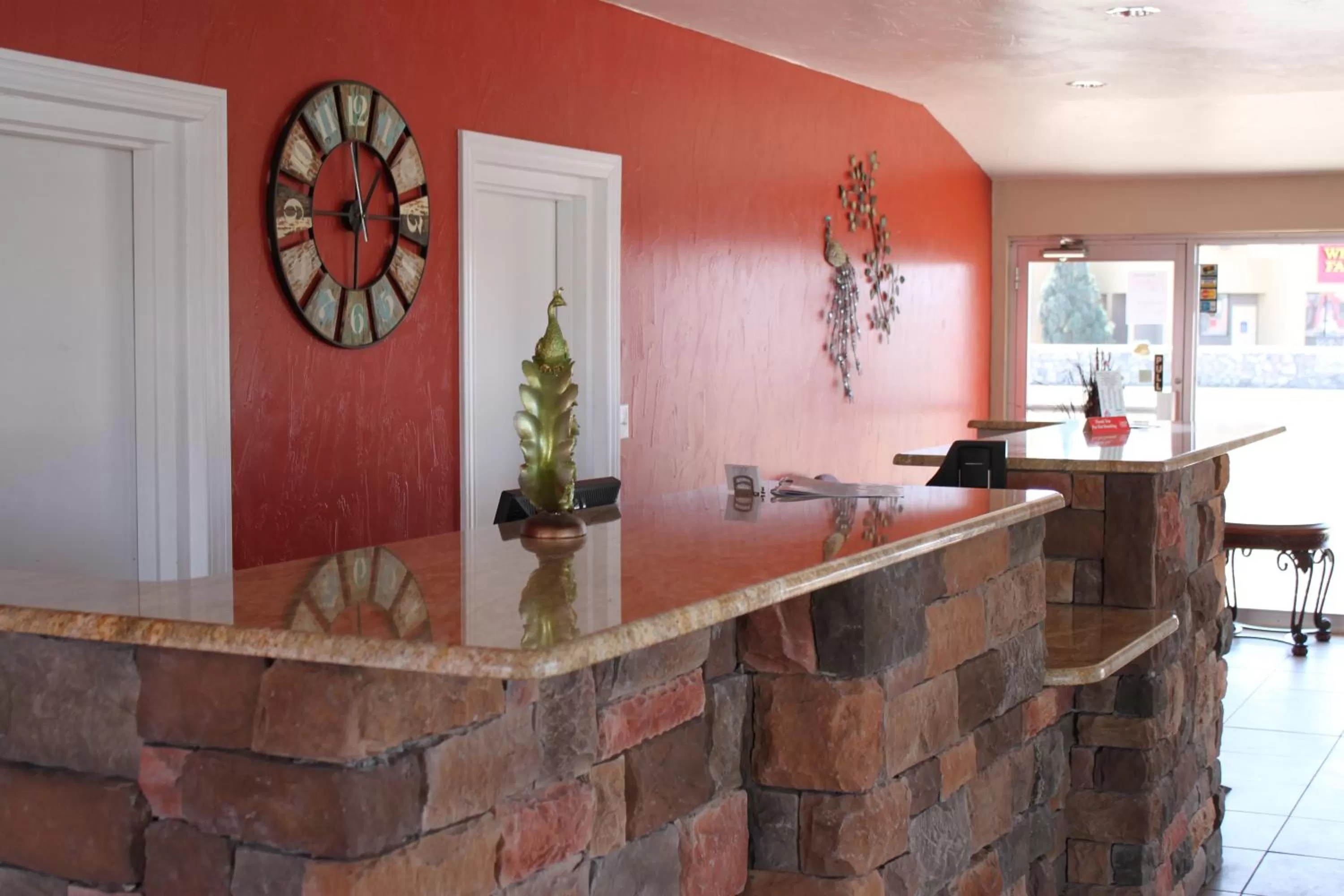 Lobby or reception in Century 21 Motel