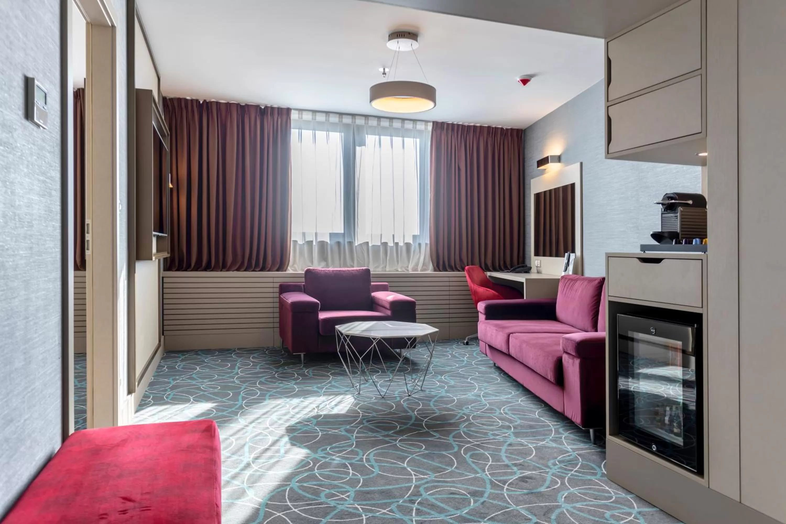 Coffee/tea facilities in Hotel Bulgaria