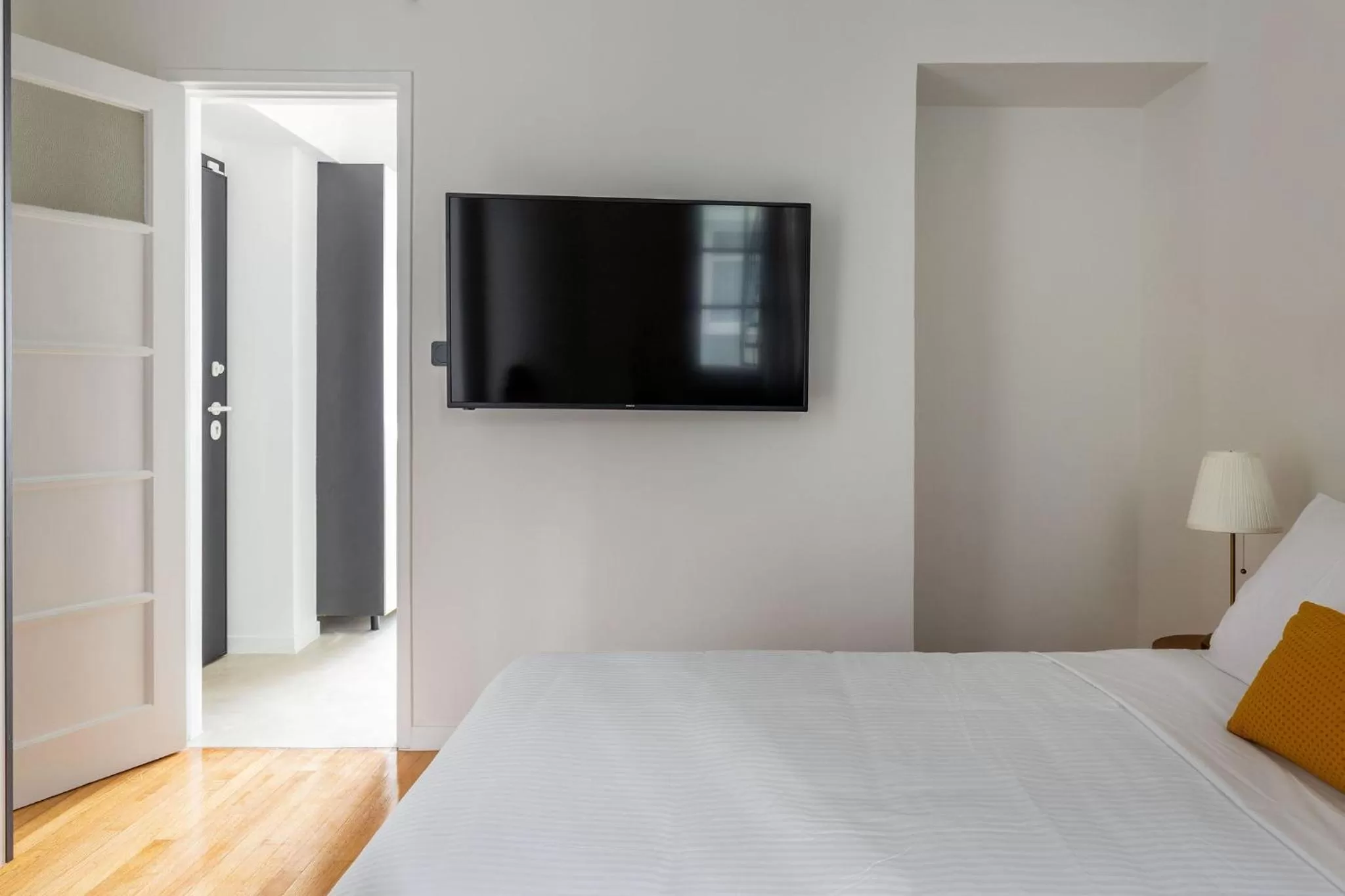 Bedroom, Bed in ZOIA The Met by UPSTREET