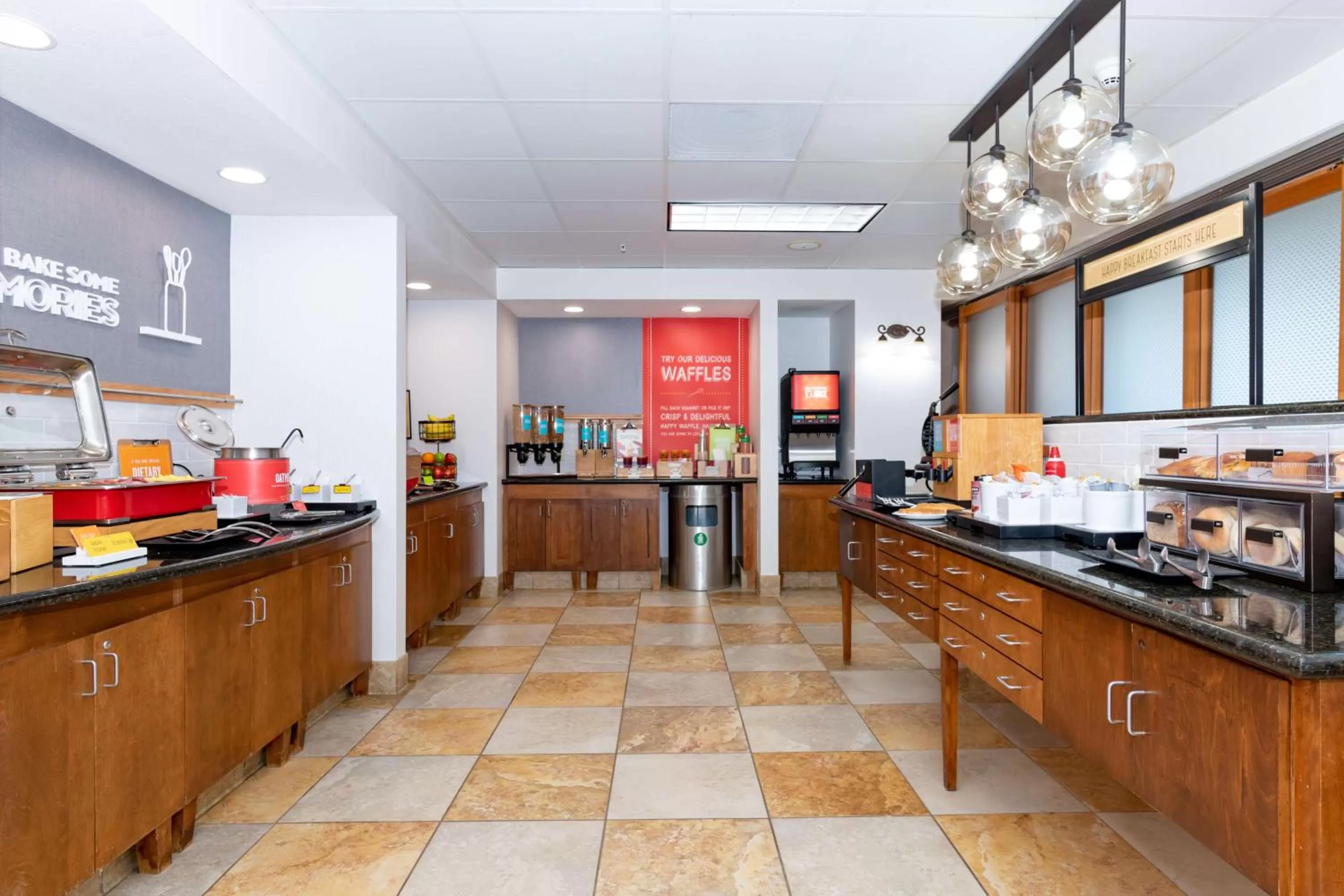 Breakfast in Hampton Inn & Suites Pittsburg