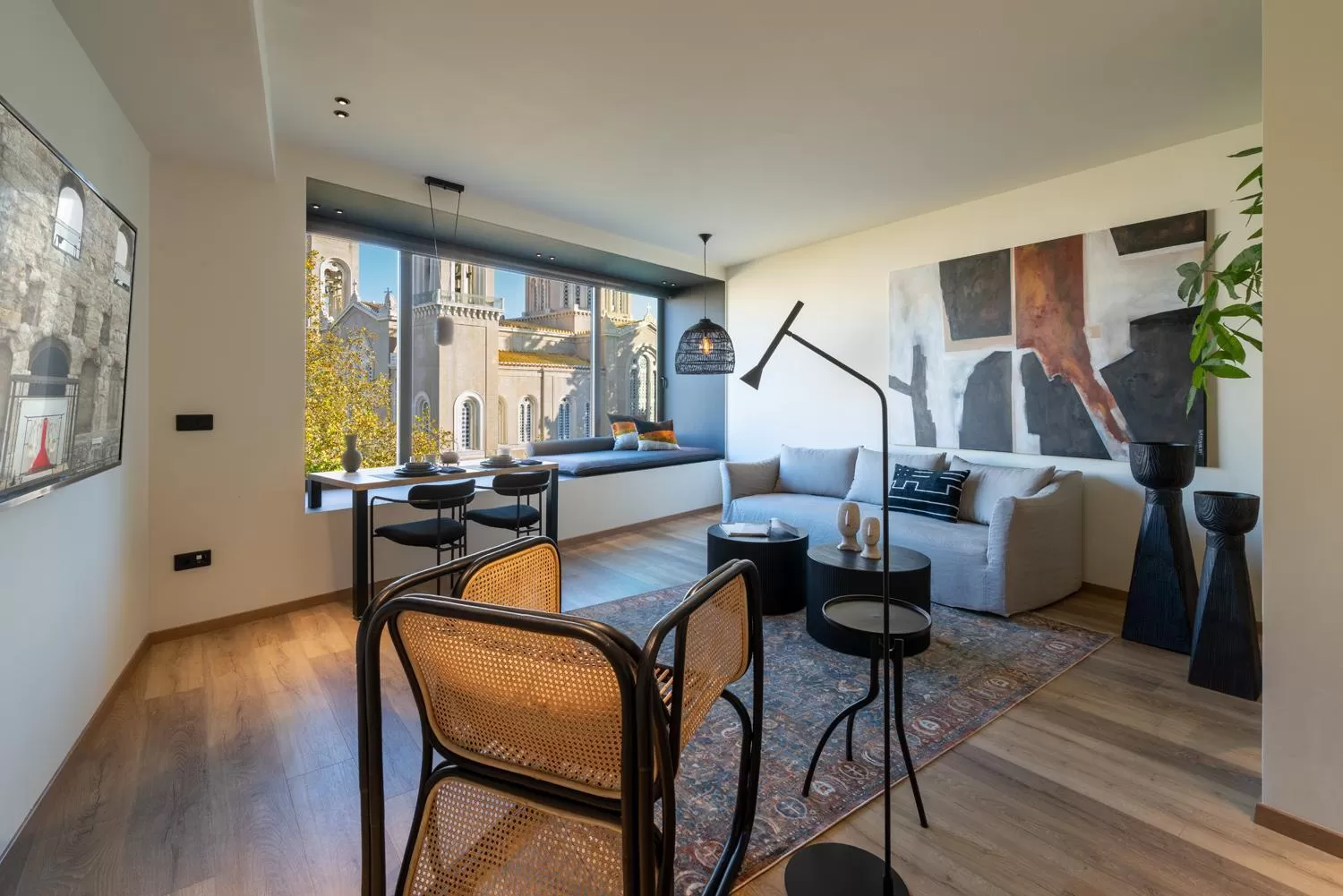 TV and multimedia in Athens Woo Suites