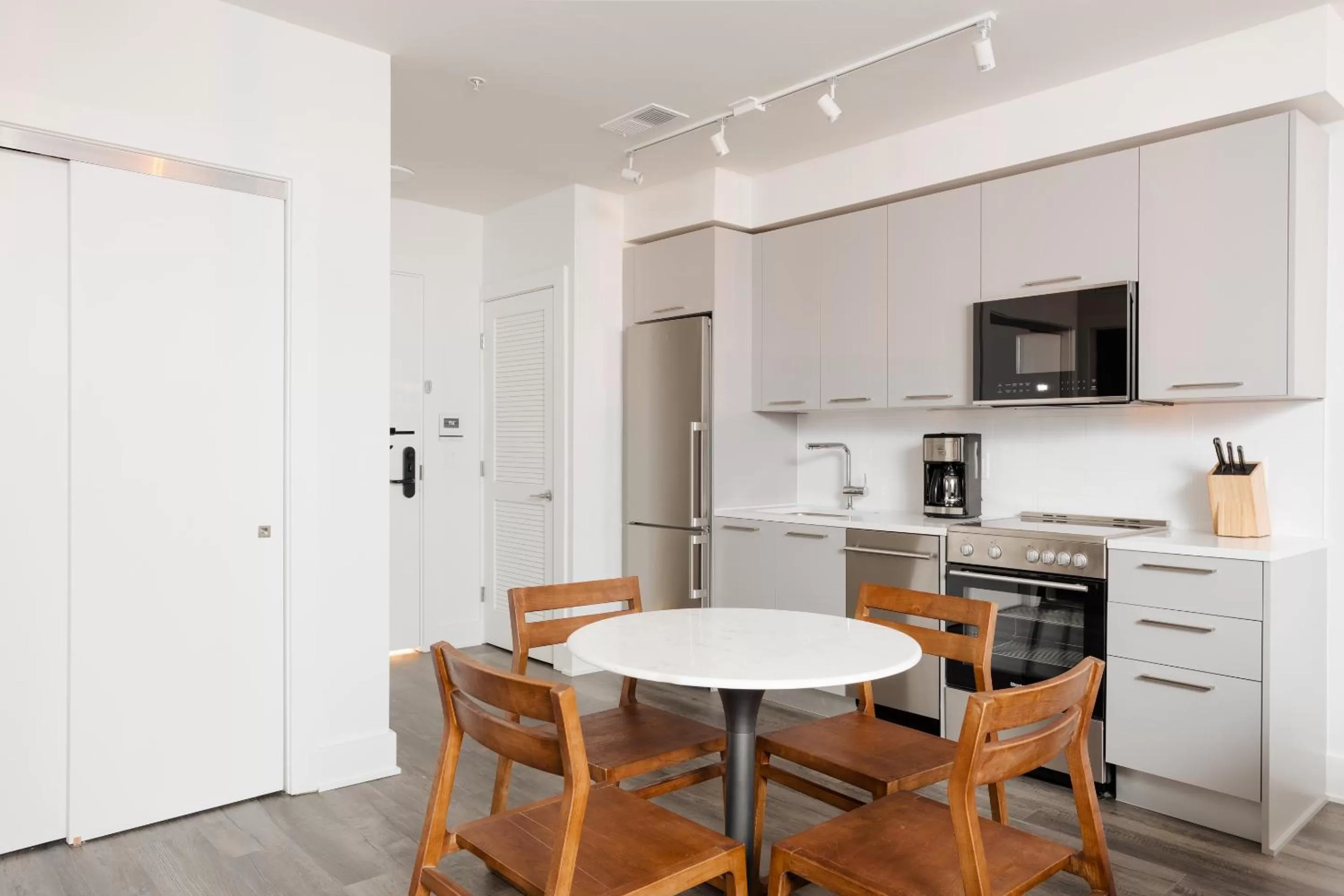 Living room, Kitchen/Kitchenette in Sonder Europa