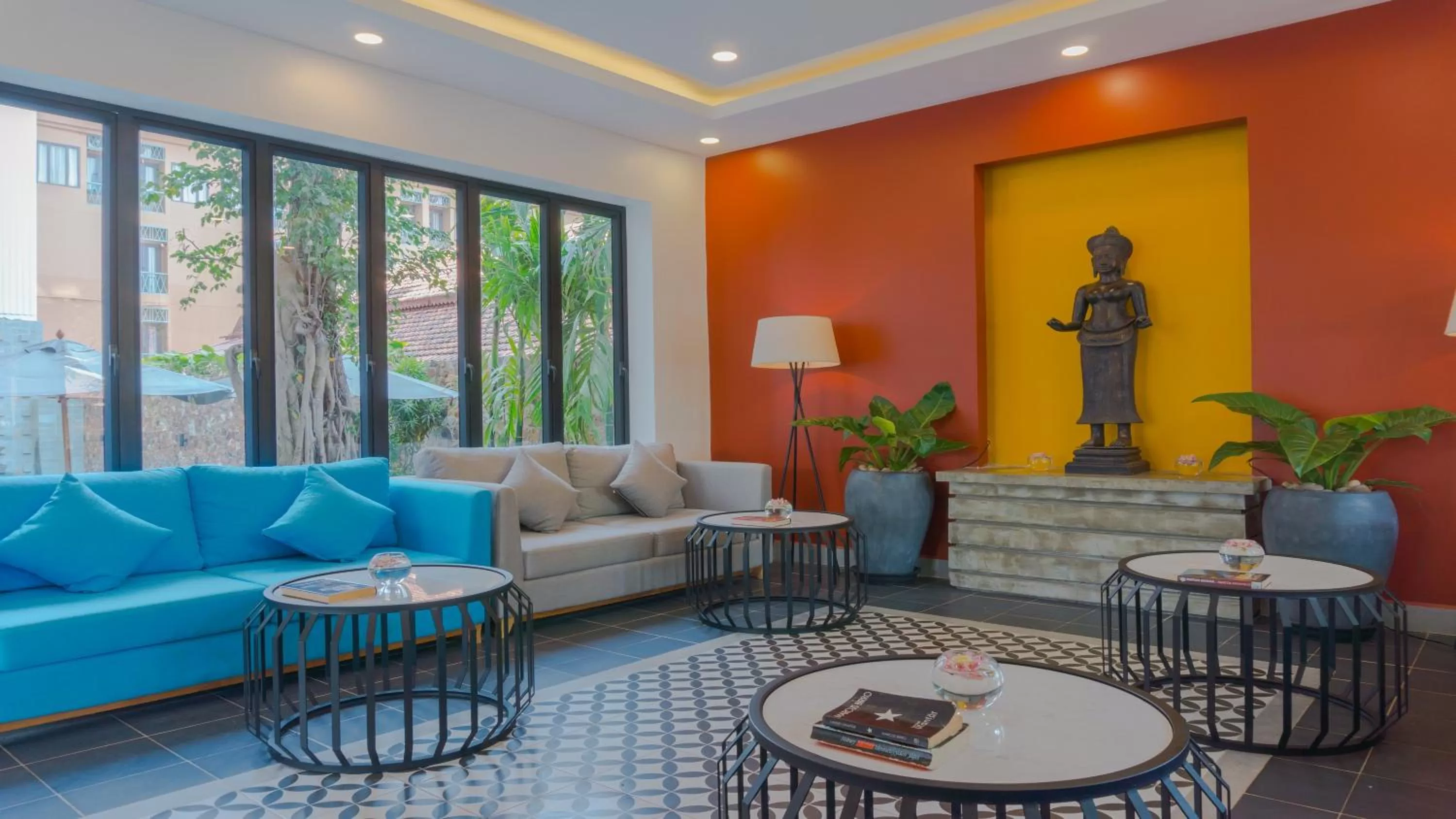 Lobby or reception in Angkor Aurora