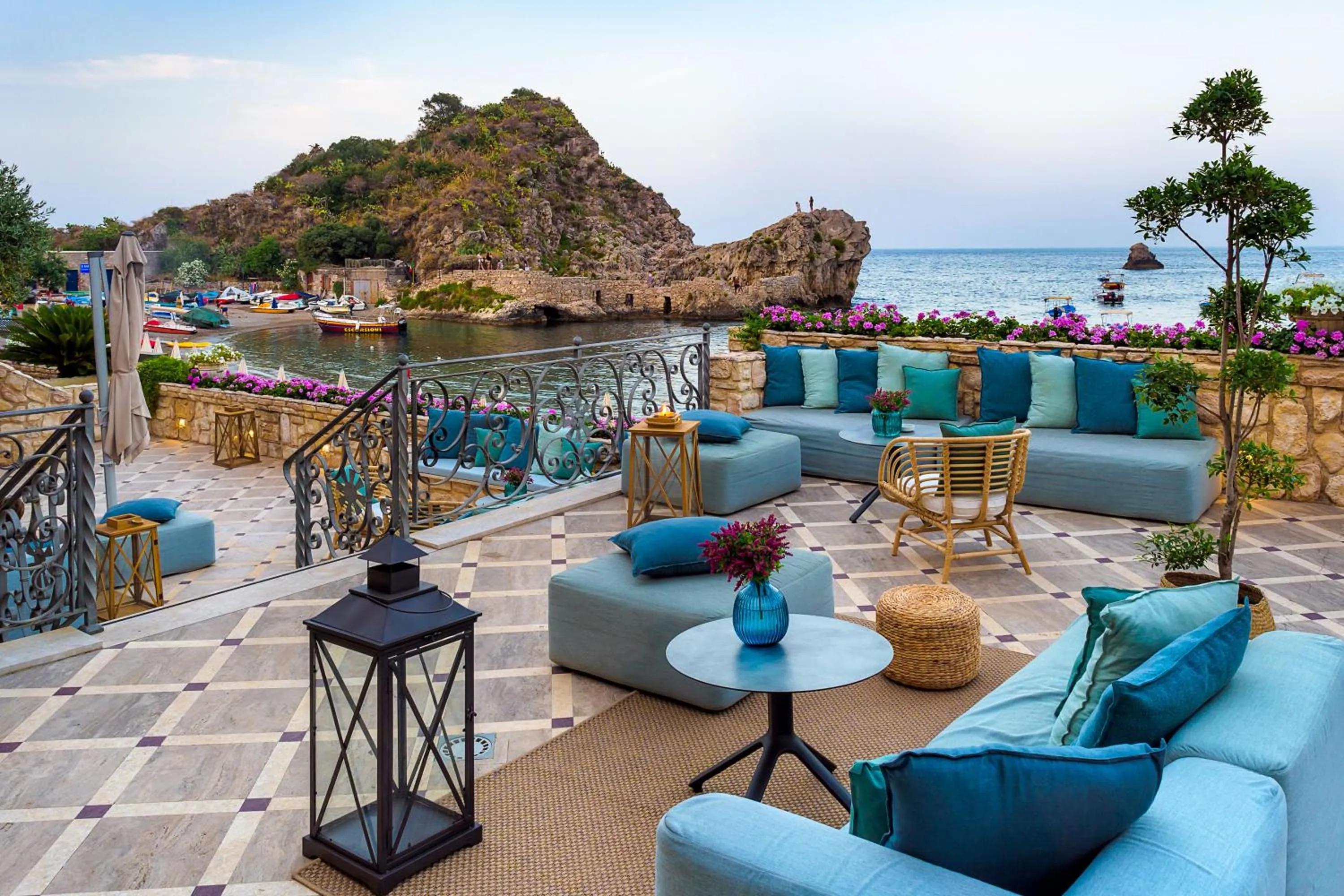 Lounge or bar in Mazzarò Sea Palace - The Leading Hotels of the World