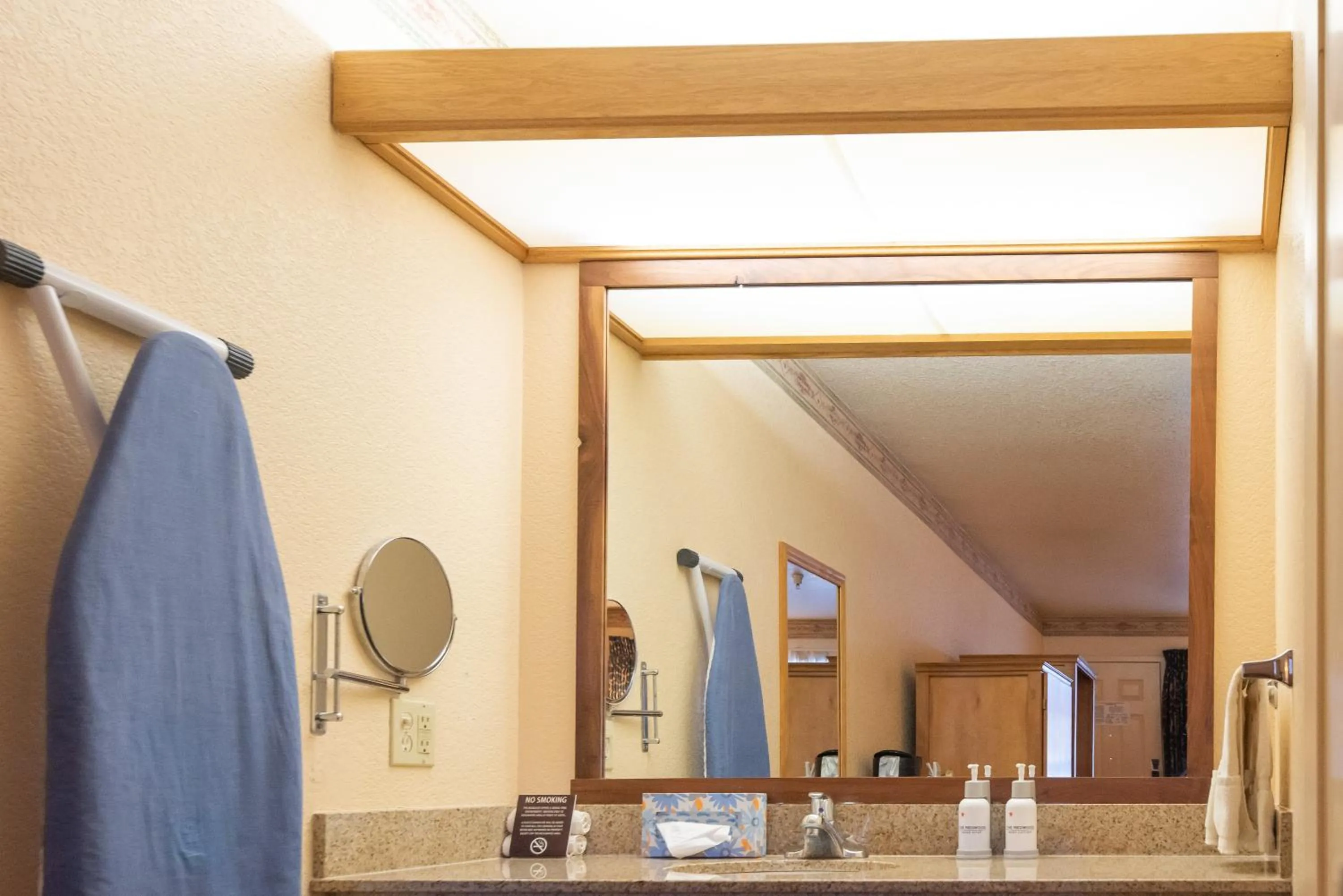 The Redwood Riverwalk, a boutique hotel