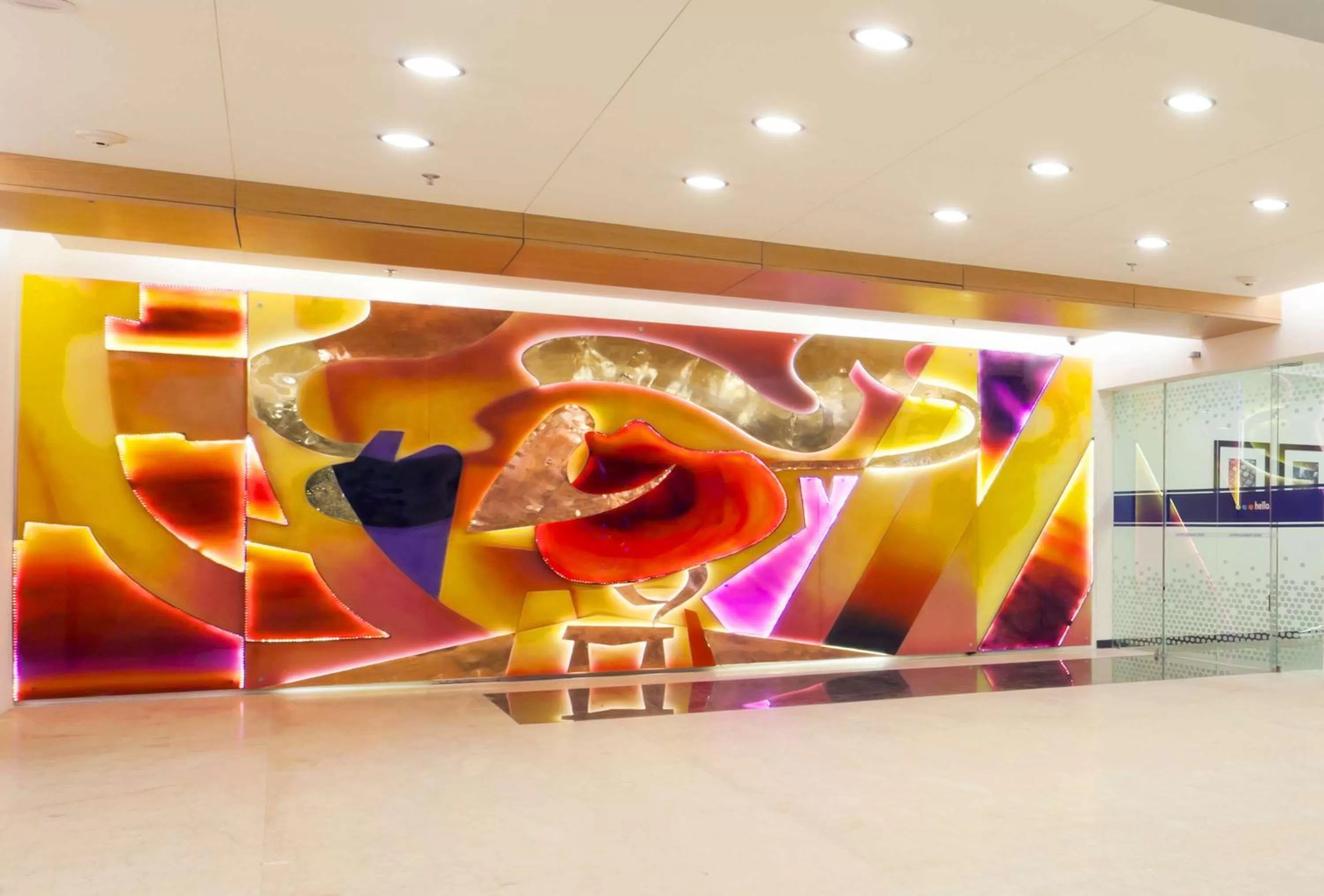 Lobby or reception in Hampton by Hilton Vadodara-Alkapuri