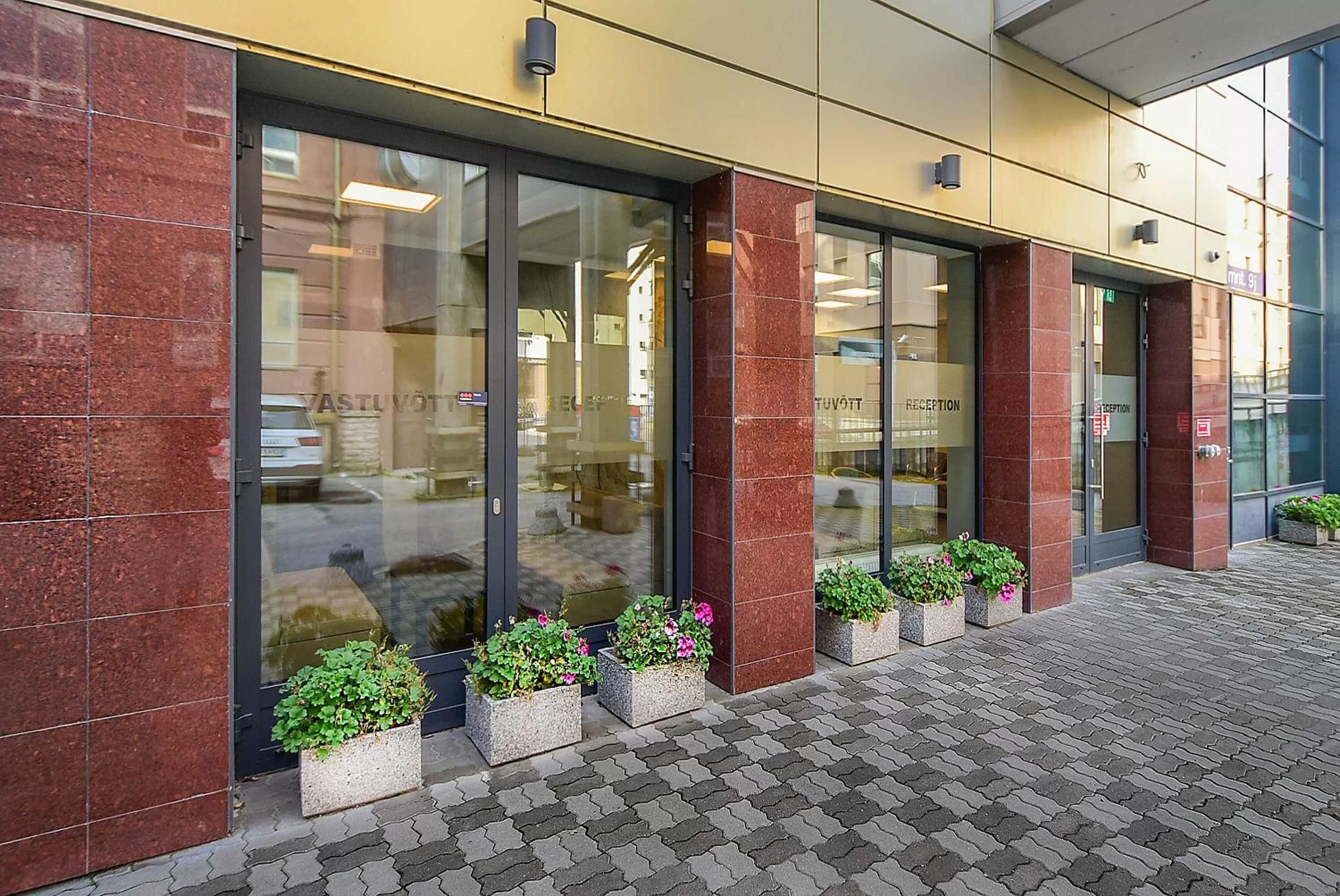 Facade/entrance in City Yard Inn Hotel