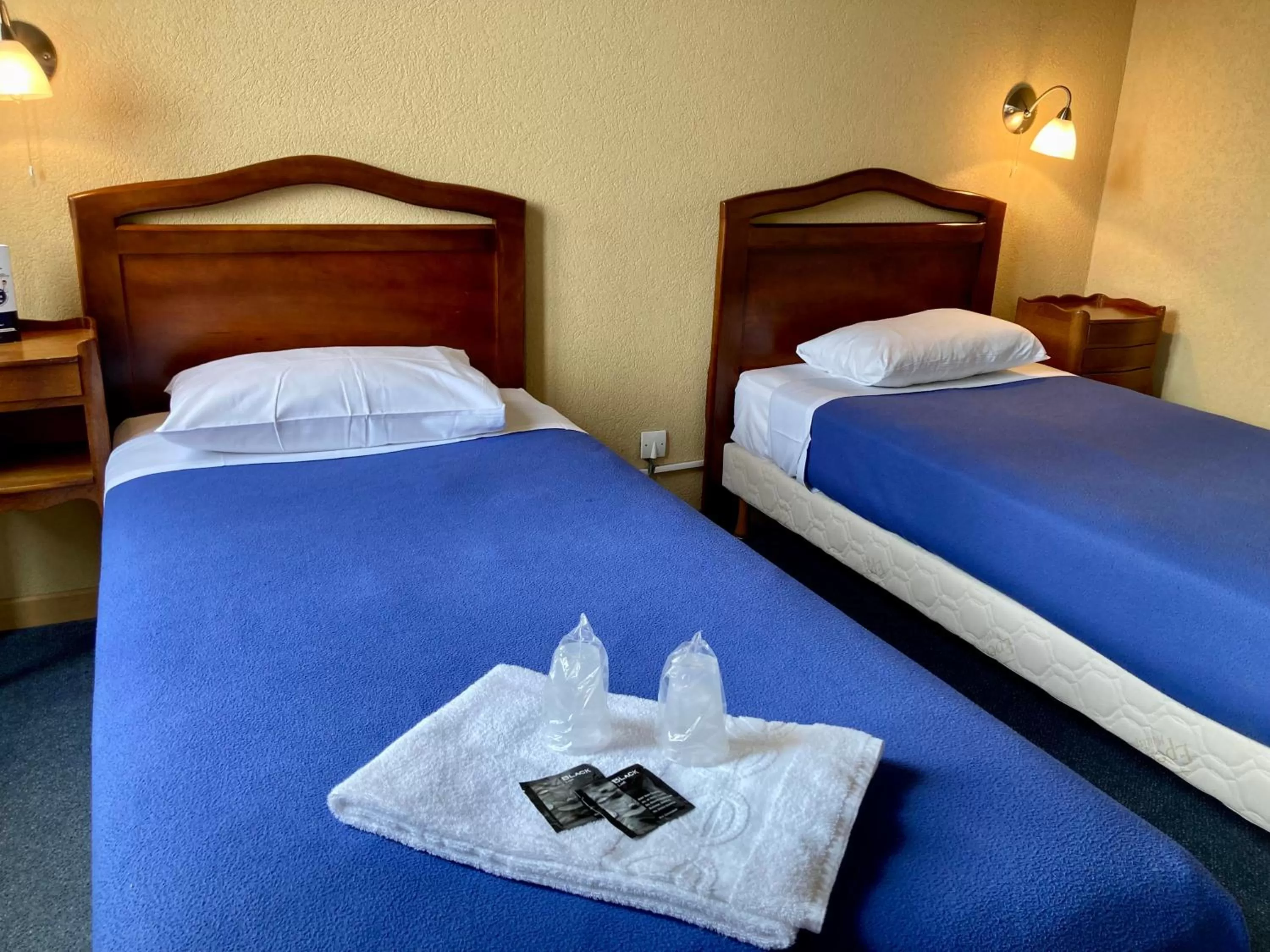 Bed in Hôtel De Champagne