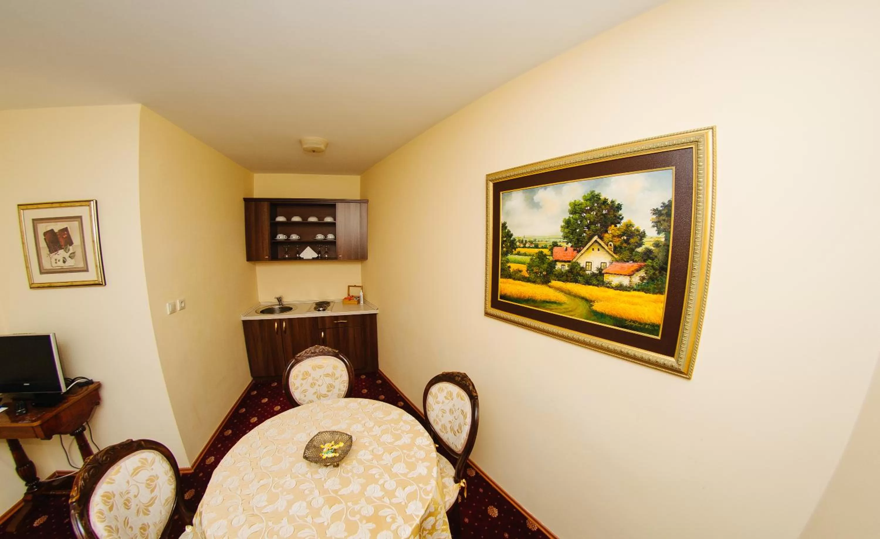 Dining area in Garni Hotel Andric