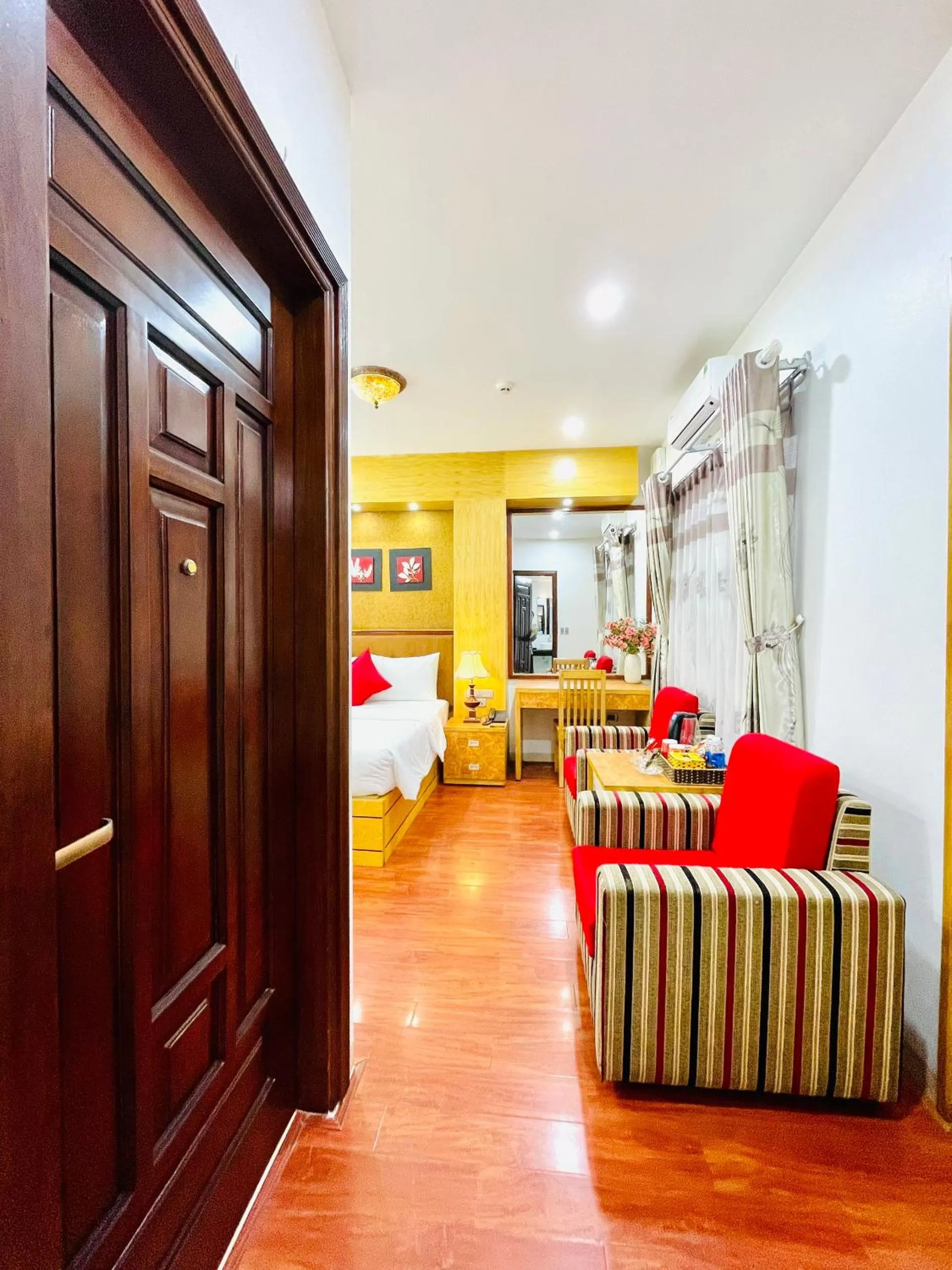 Photo of the whole room in Moon Hotel Cau Giay