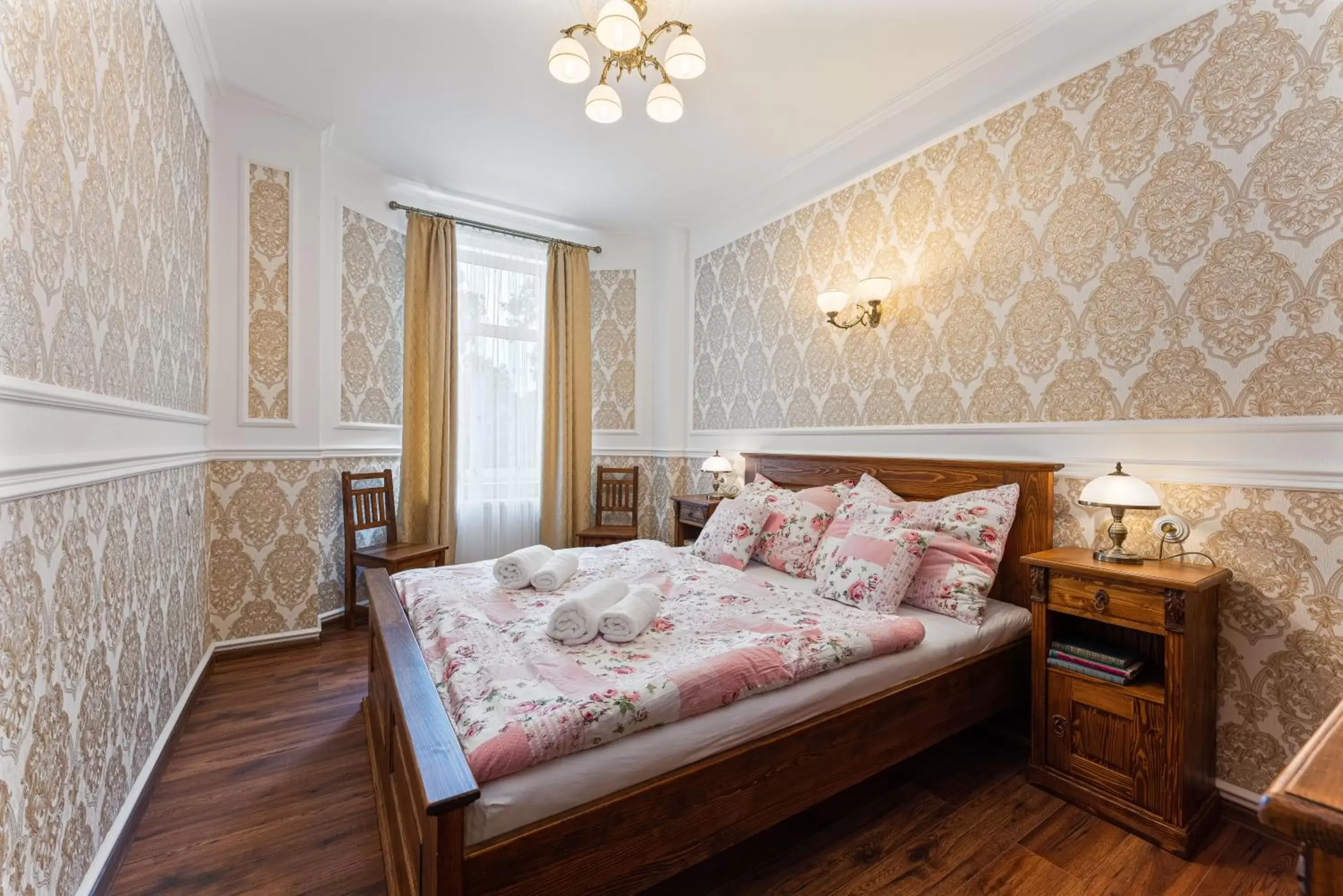 Deluxe Double Room with Shower in Villa Libosad Deluxe Double Room with Shower in Villa Libosad