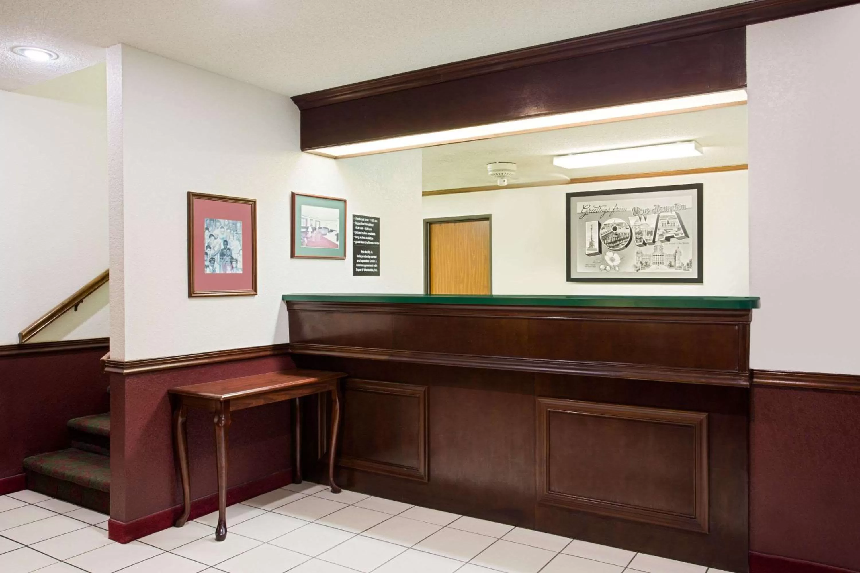Lobby or reception in Super 8 by Wyndham New Hampton