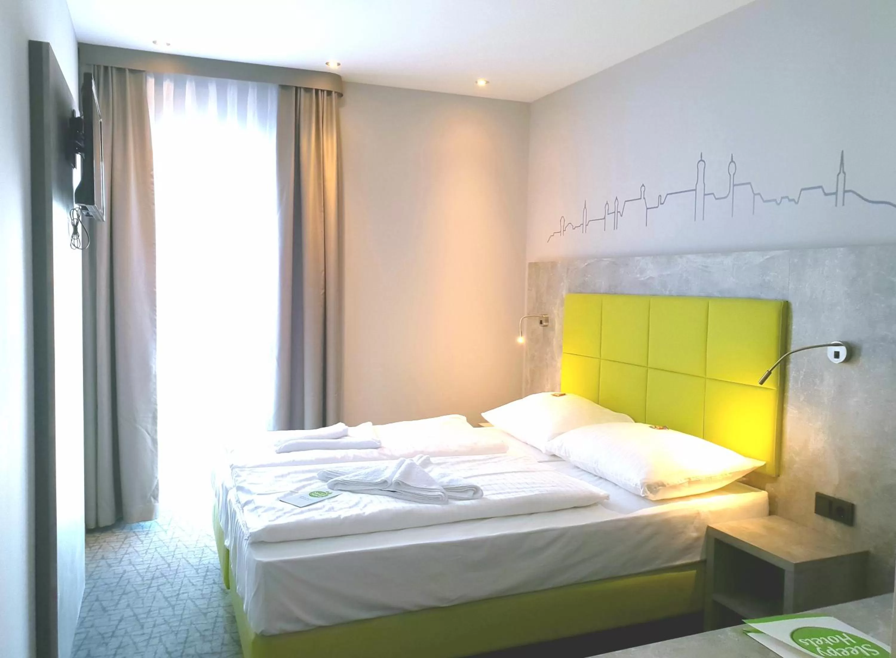 Bed in SleepySleepy Hotel Dillingen