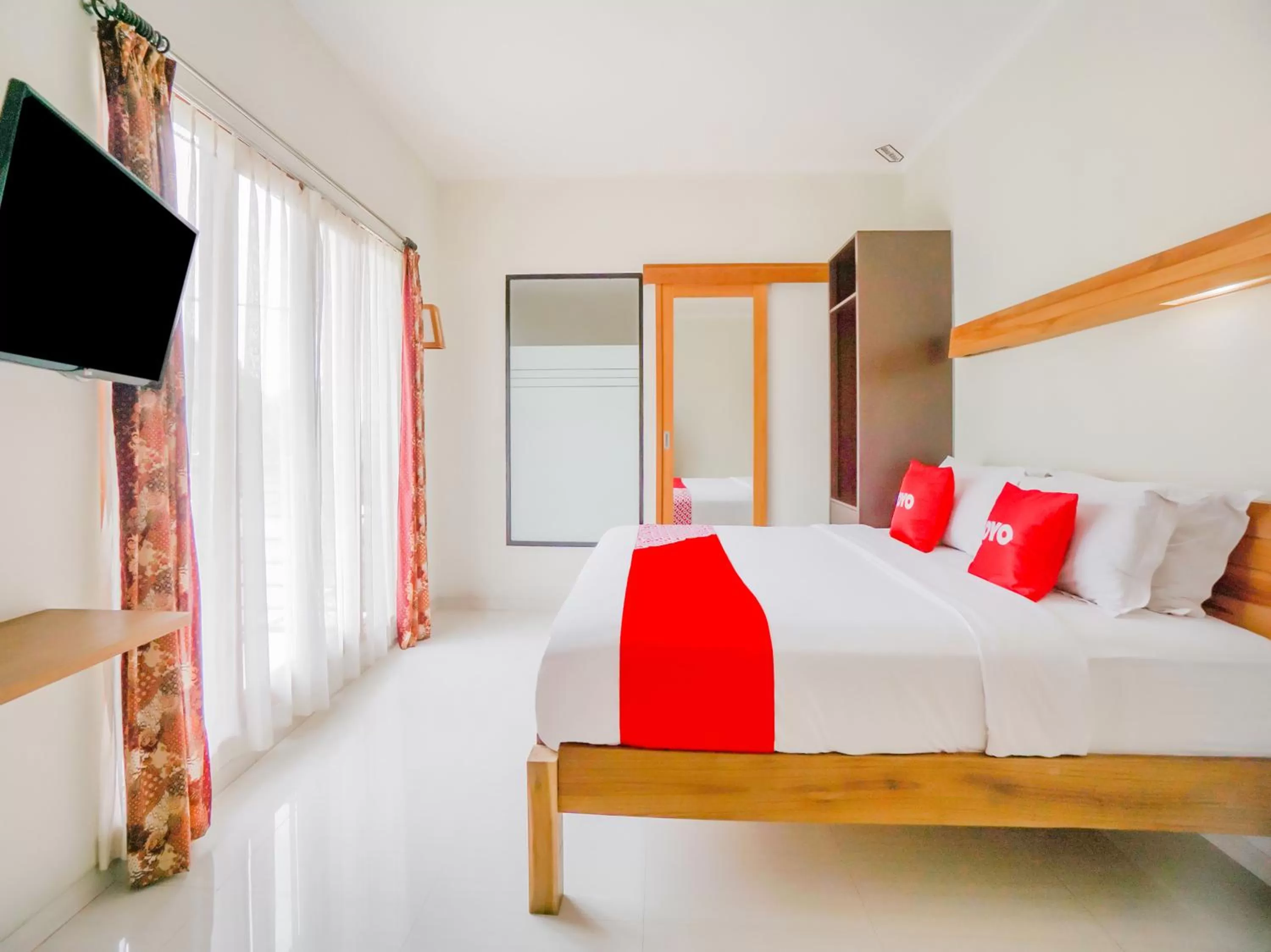 Bedroom in SUPER OYO 90319 Angler Guest House Malang