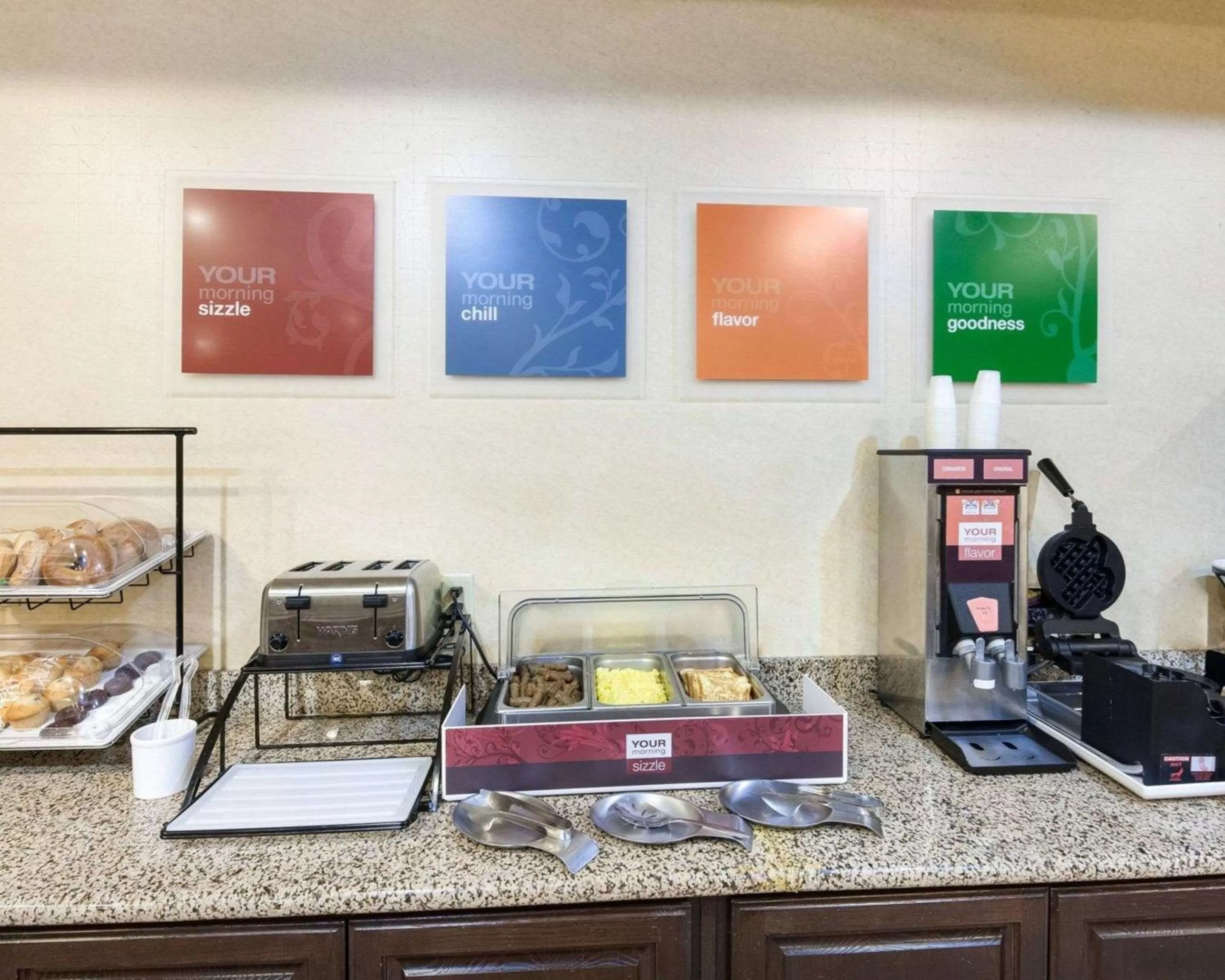 Restaurant/places to eat in Comfort Inn & Suites Regional Medical Center