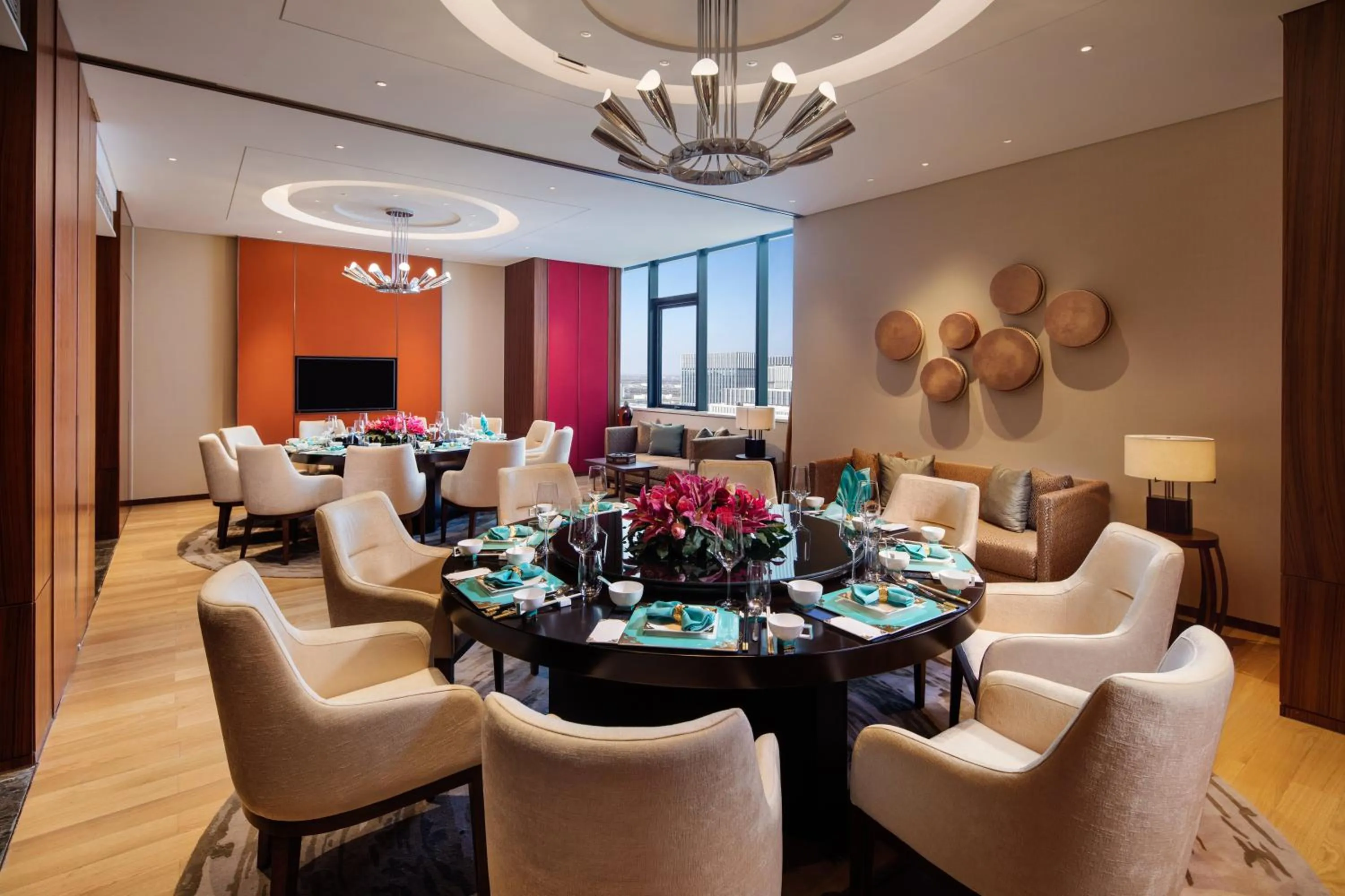 Restaurant/places to eat in Holiday Inn Tianjin Xiqing by IHG