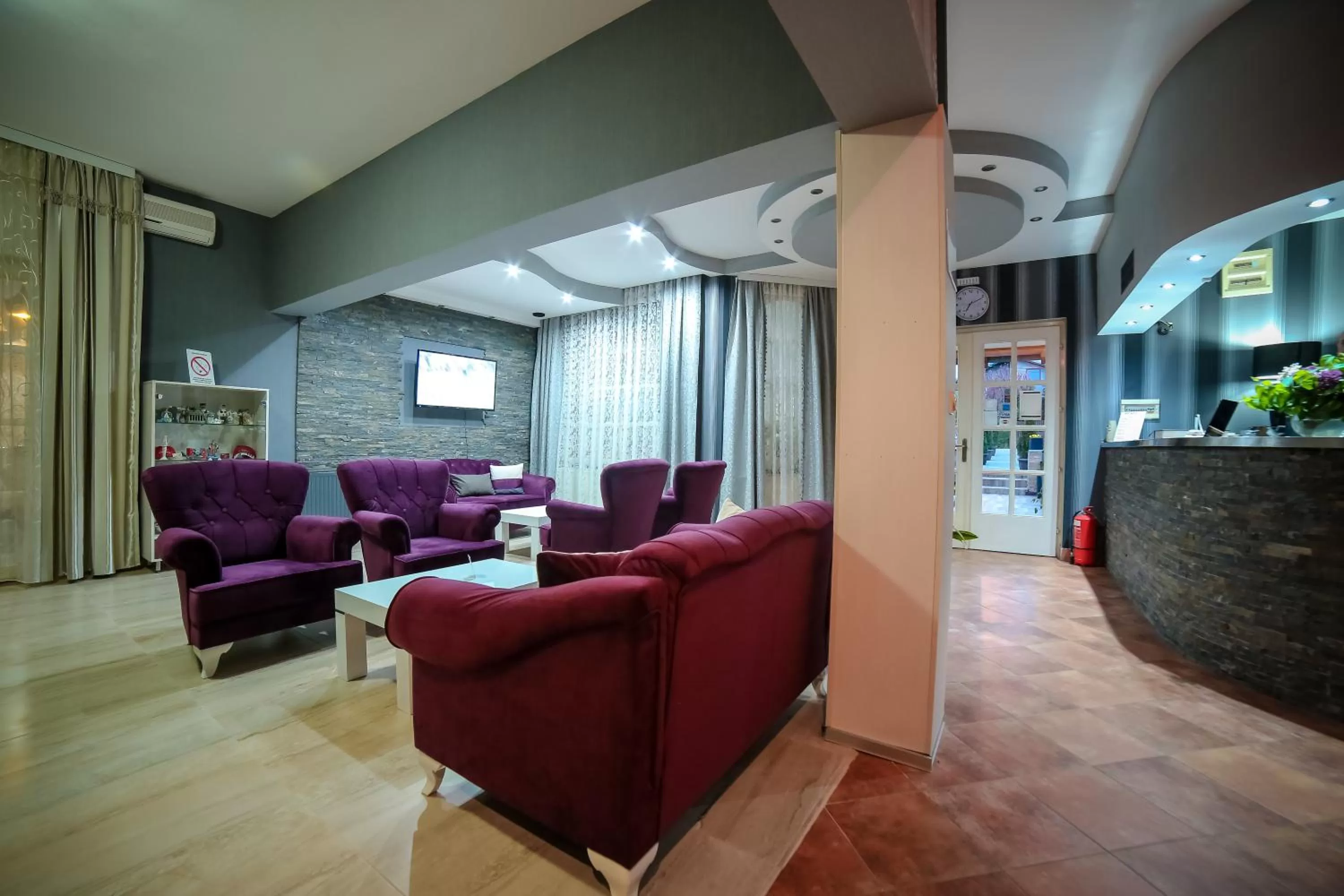 Lobby or reception in Garni Hotel Radović