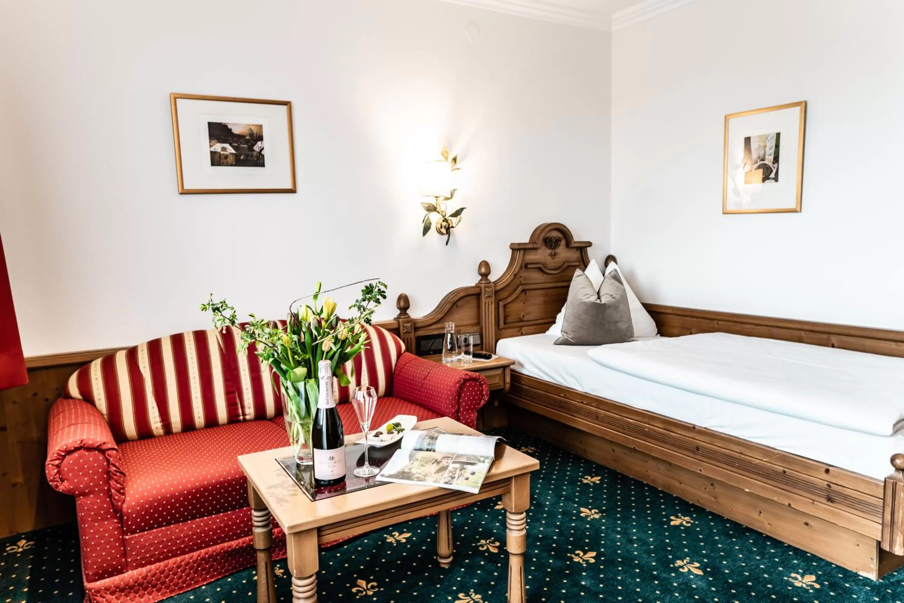 Photo of the whole room in Hotel Hubertushof