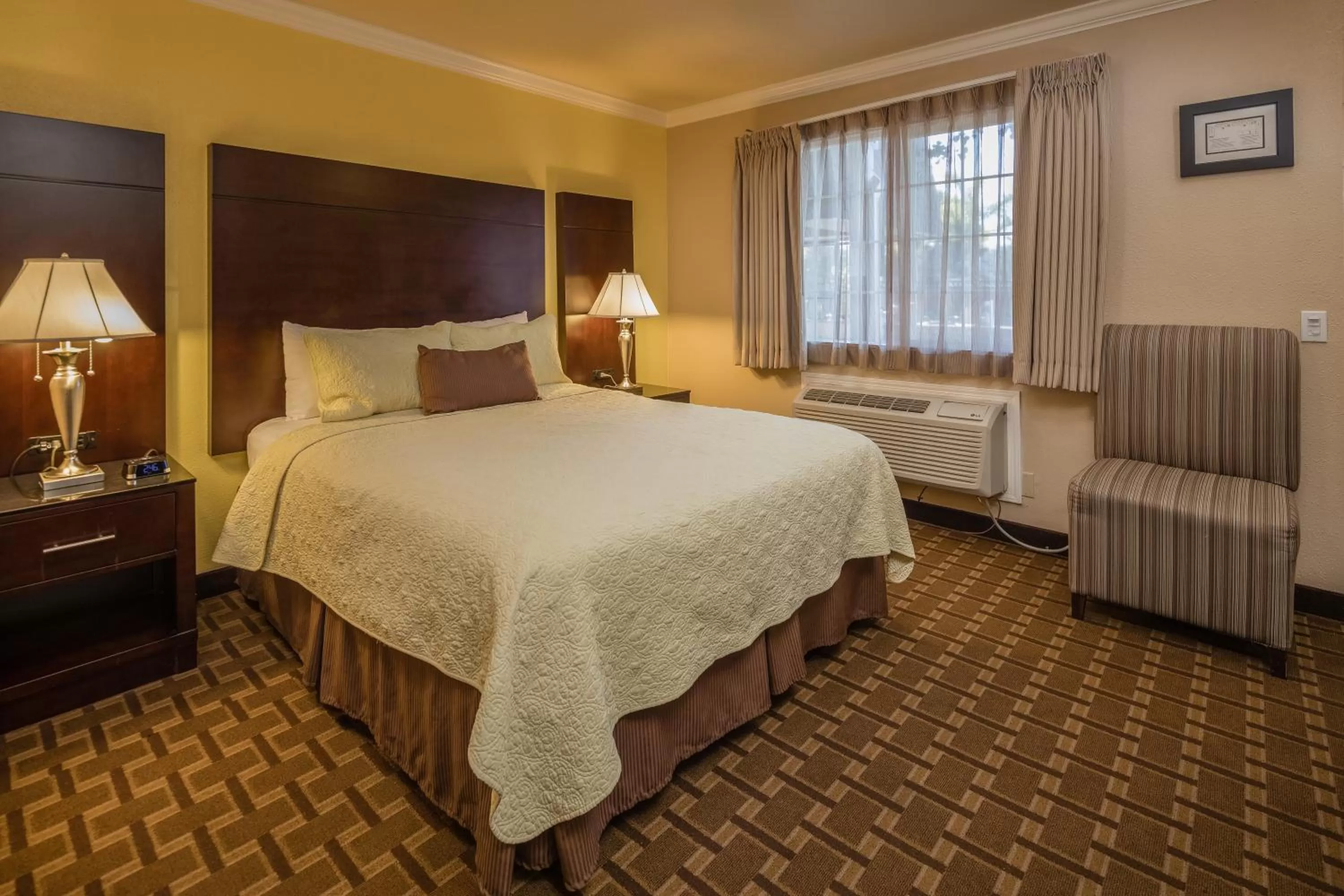 Bed in Stage Coach Lodge