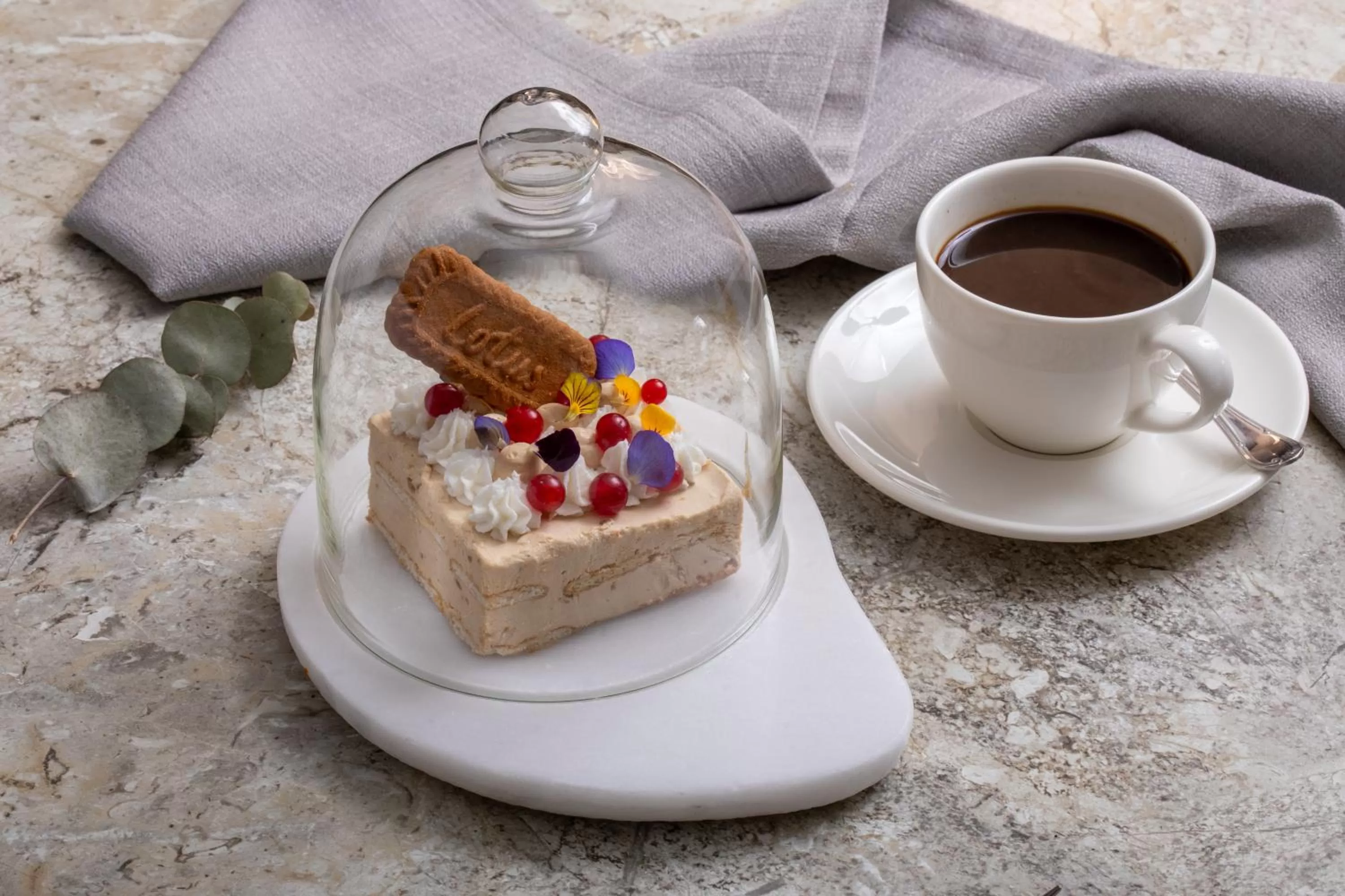 Coffee/tea facilities in Mula Hotel