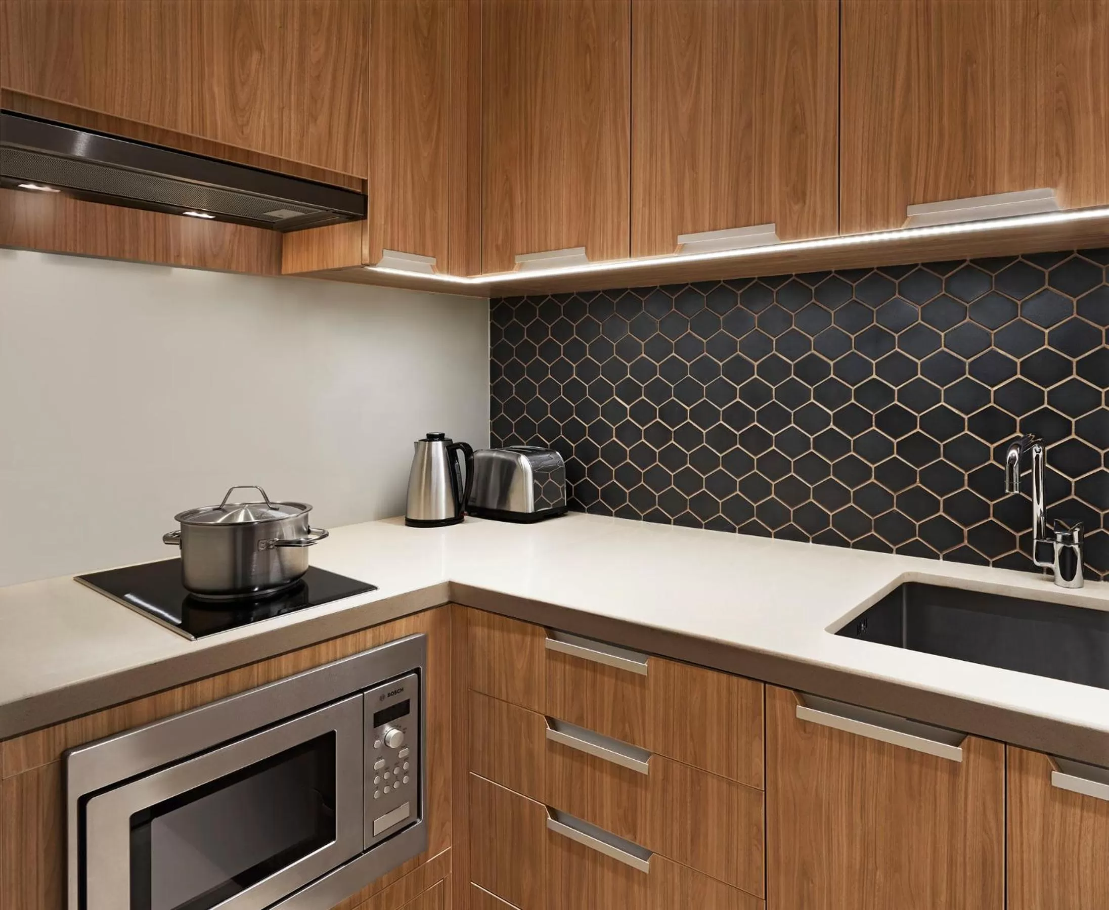 Coffee/tea facilities in Taj Wellington Mews Chennai