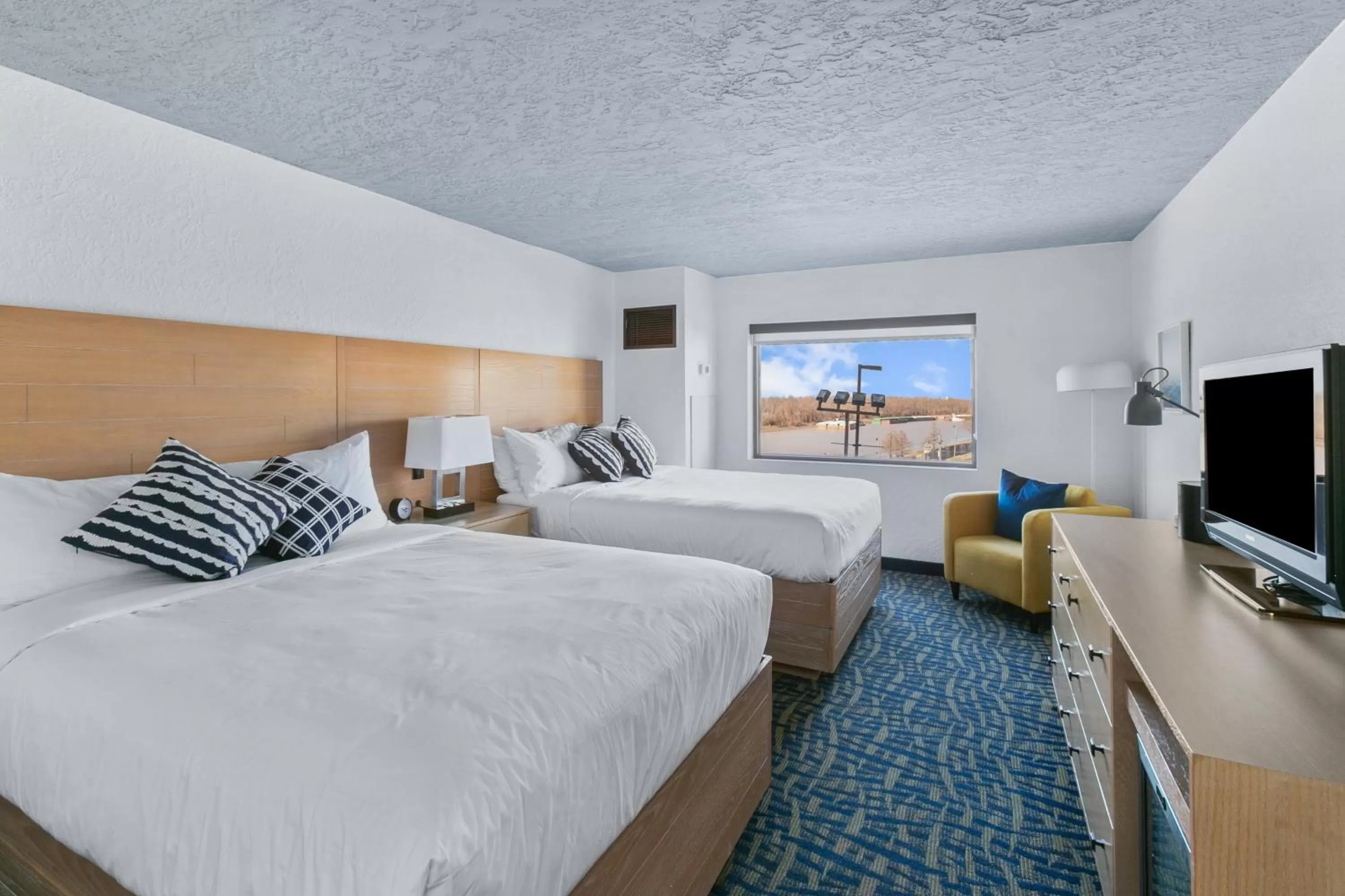 Photo of the whole room, Bed in Mulberry, a Wyndham Hotel