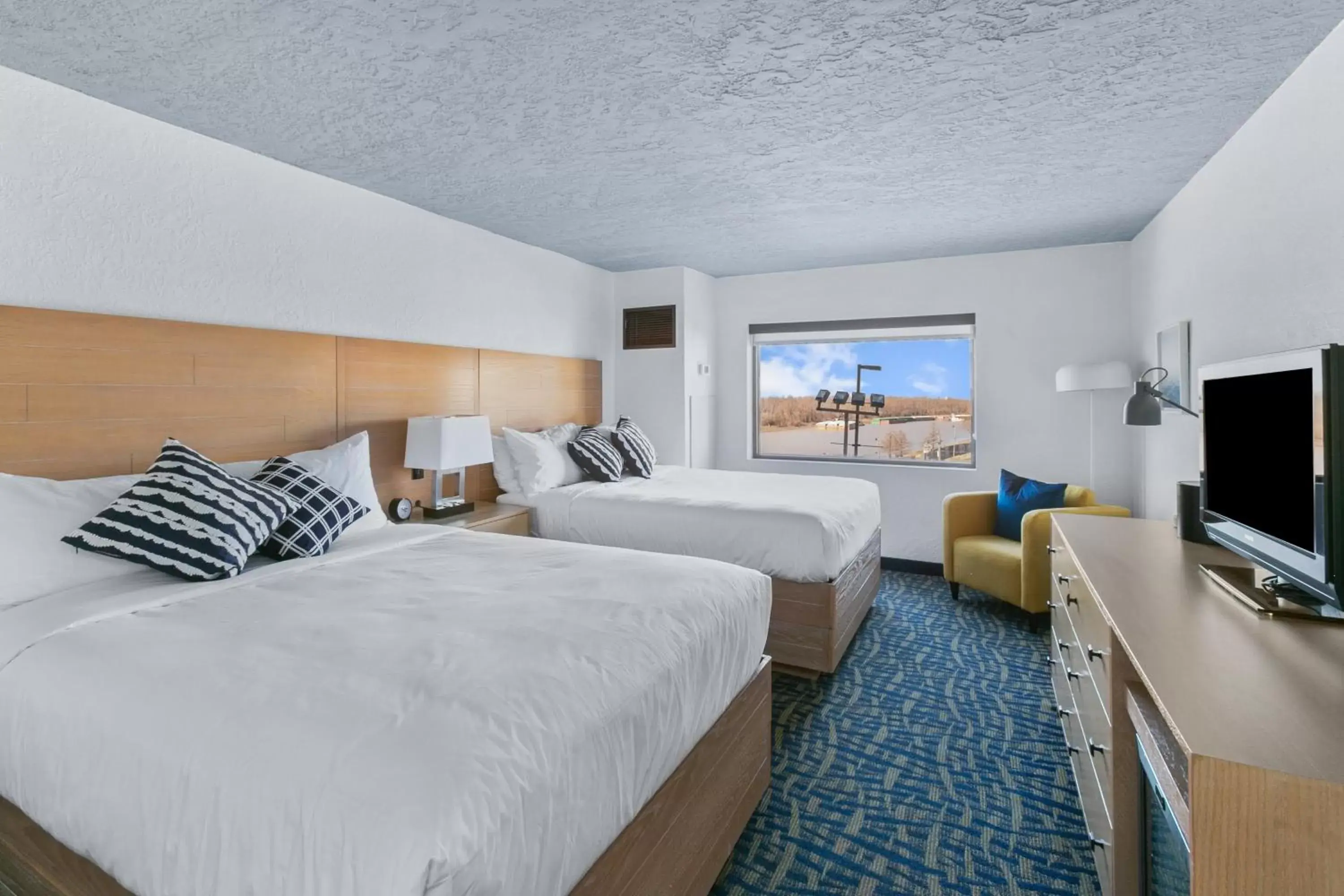 Queen Room with Two Queen Beds - Non-Smoking in Mulberry, a Wyndham Hotel Queen Room with Two Queen Beds - Non-Smoking in Mulberry, a Wyndham Hotel