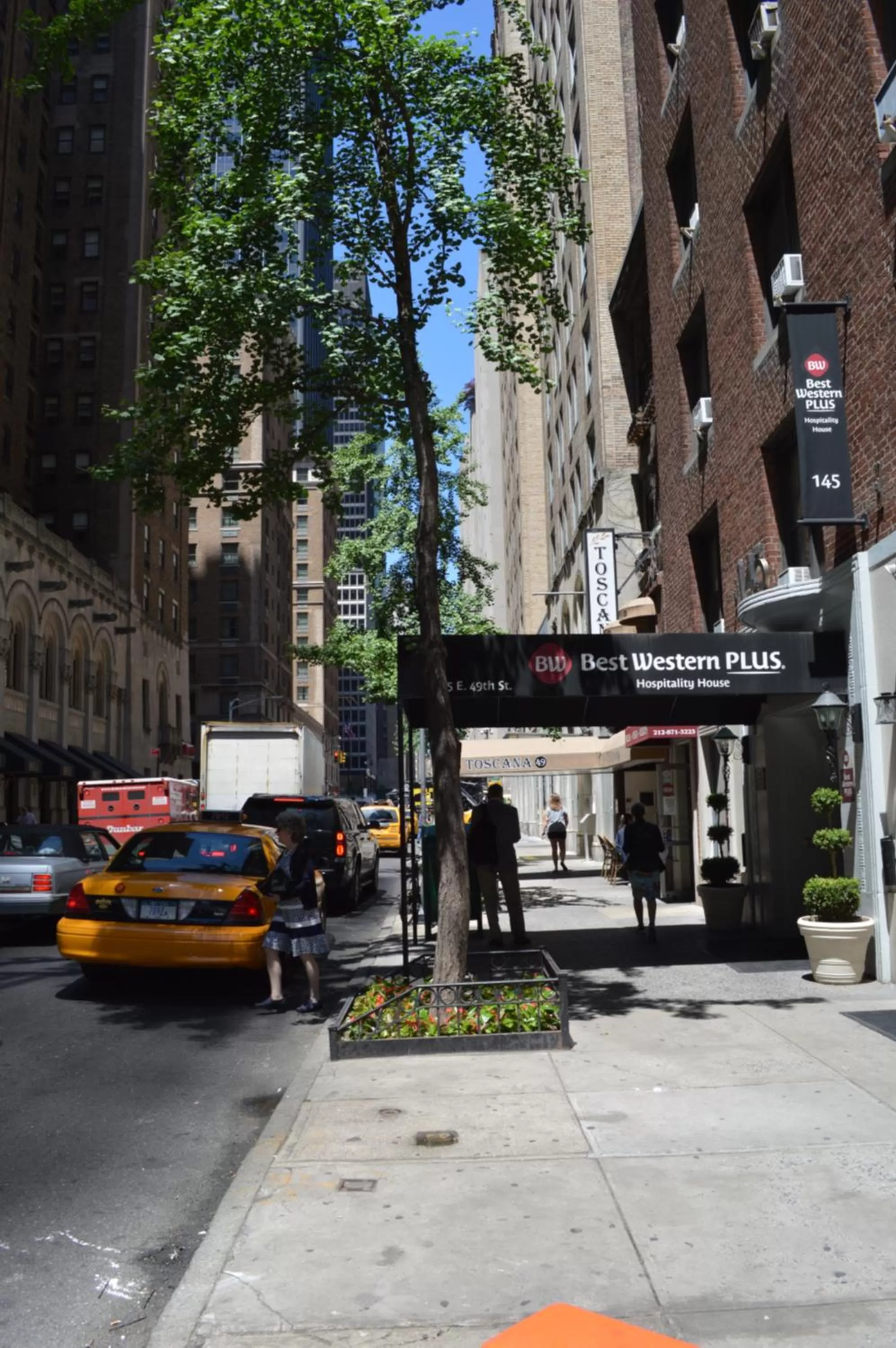 Facade/entrance in Best Western Plus Hospitality House Suites