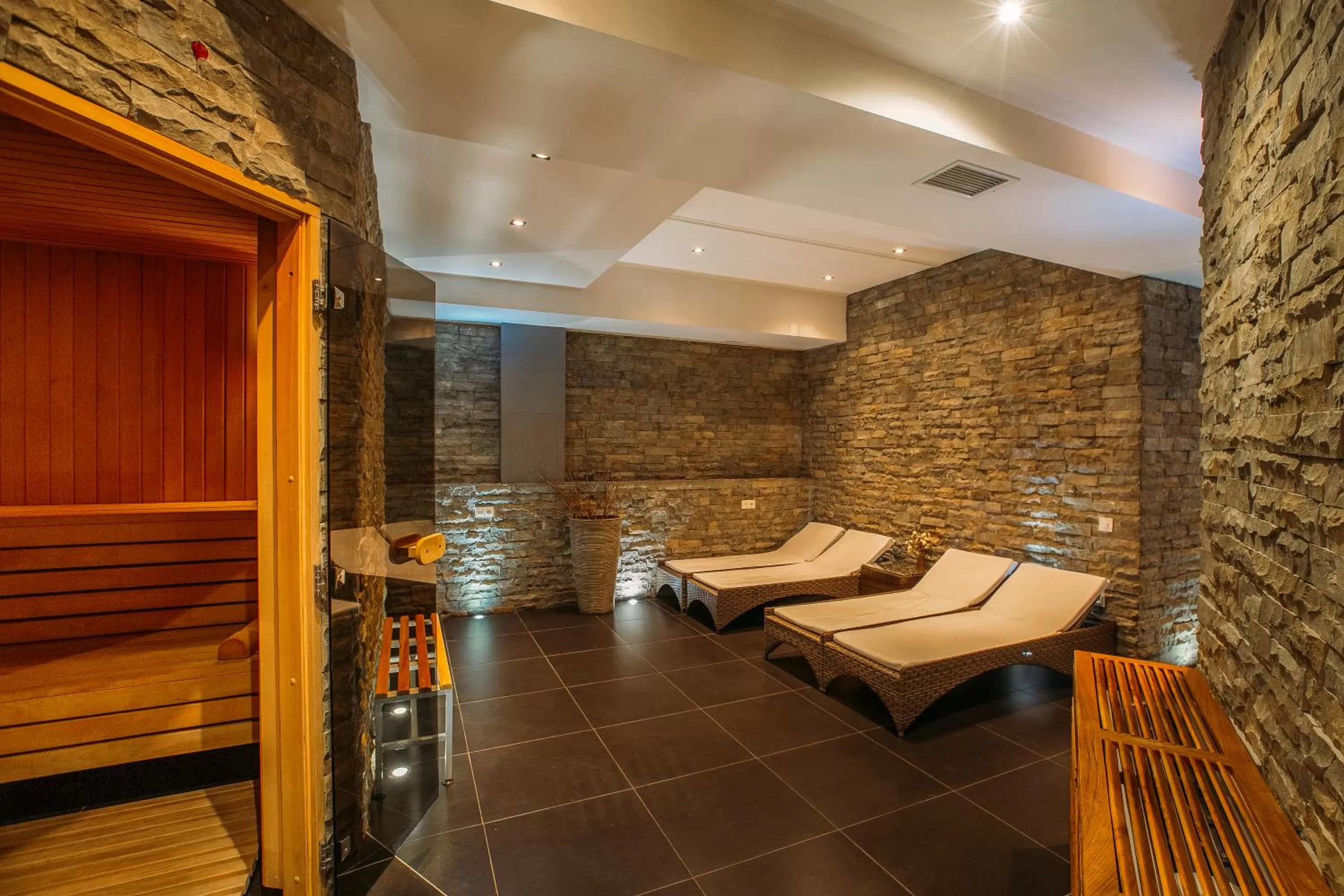 Spa and wellness centre/facilities in Schuchmann Wines Château,Villas & SPA