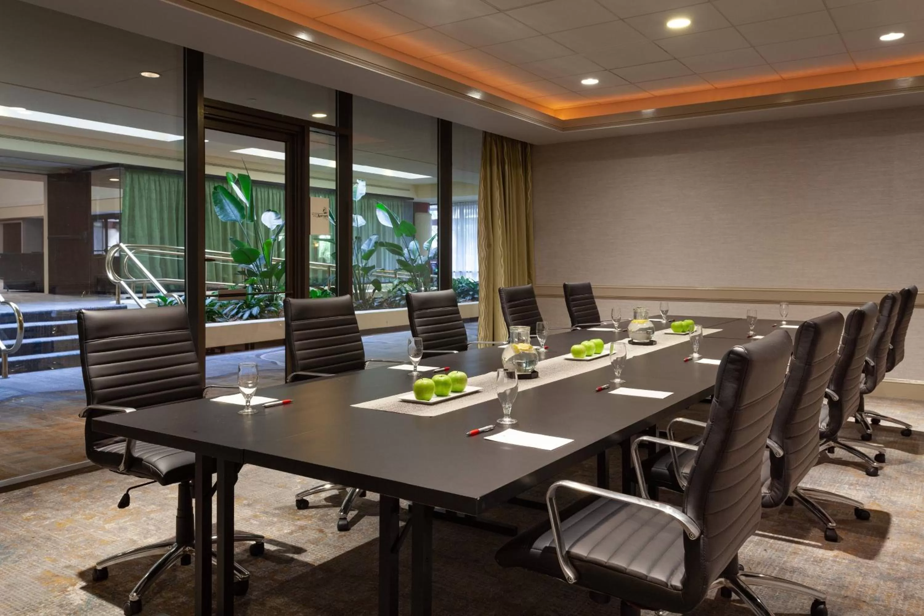 Meeting/conference room in Hilton Beachfront Resort & Spa Hilton Head Island