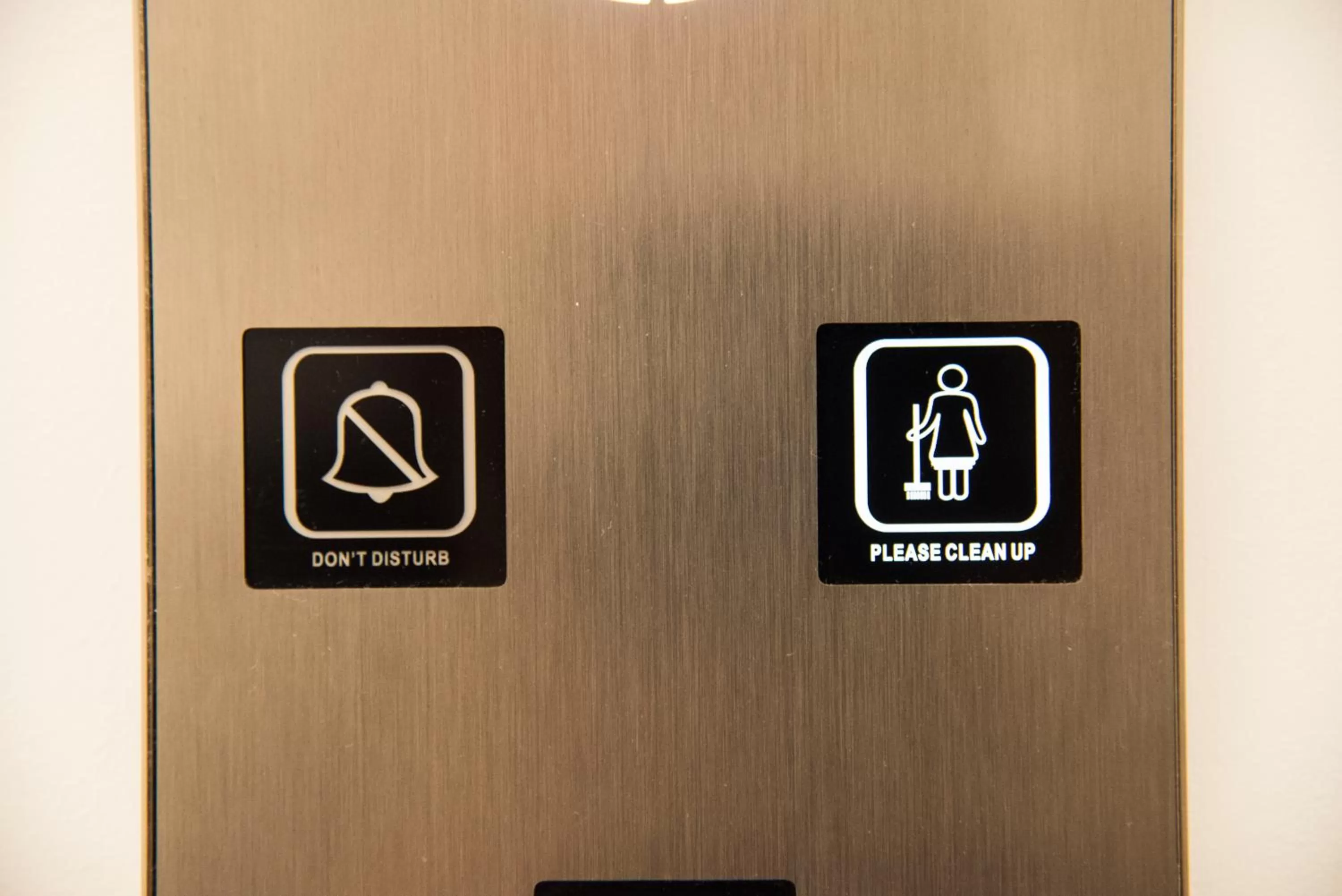 Decorative detail in Rambla Alicante