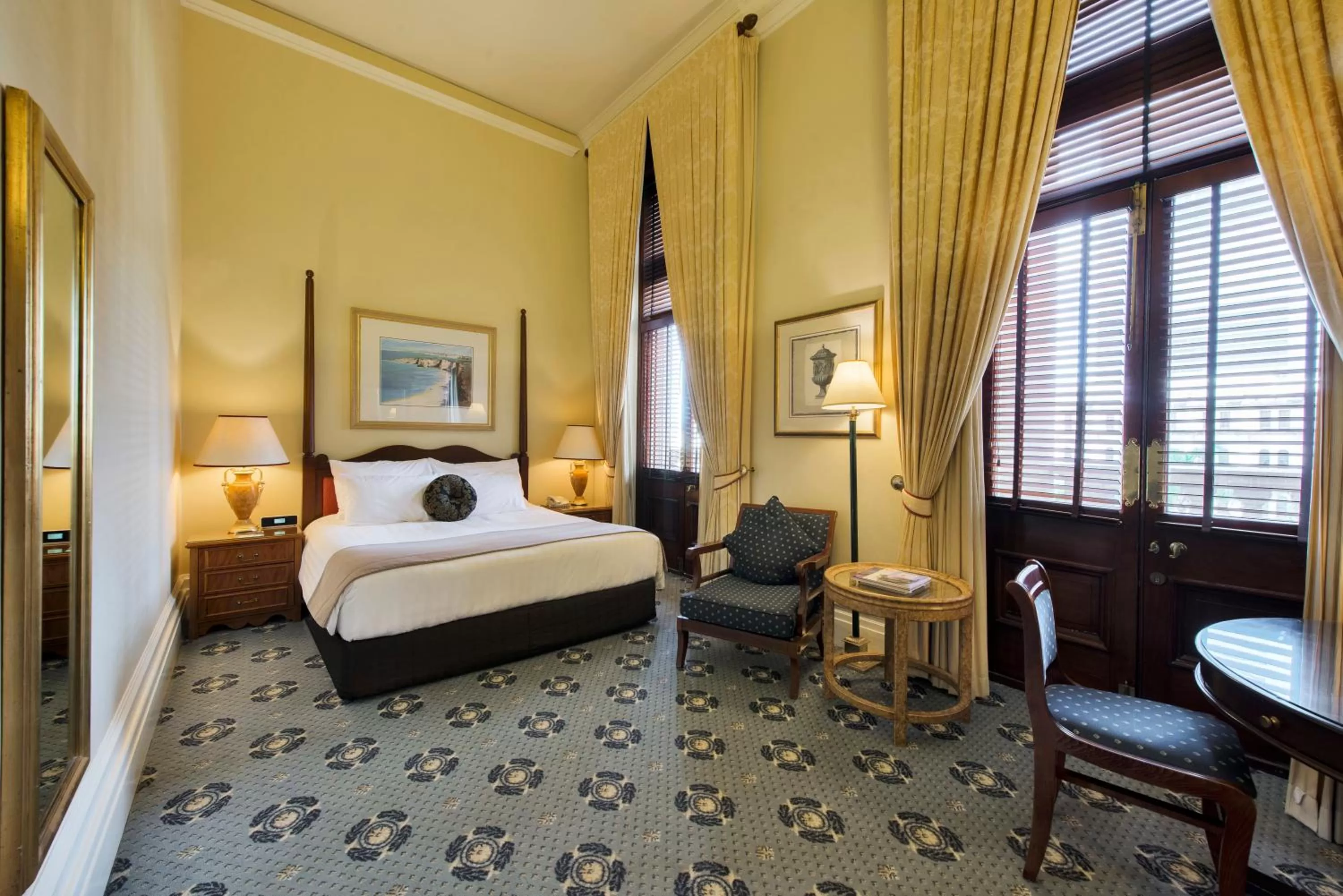 TV and multimedia, Bed in Treasury Brisbane